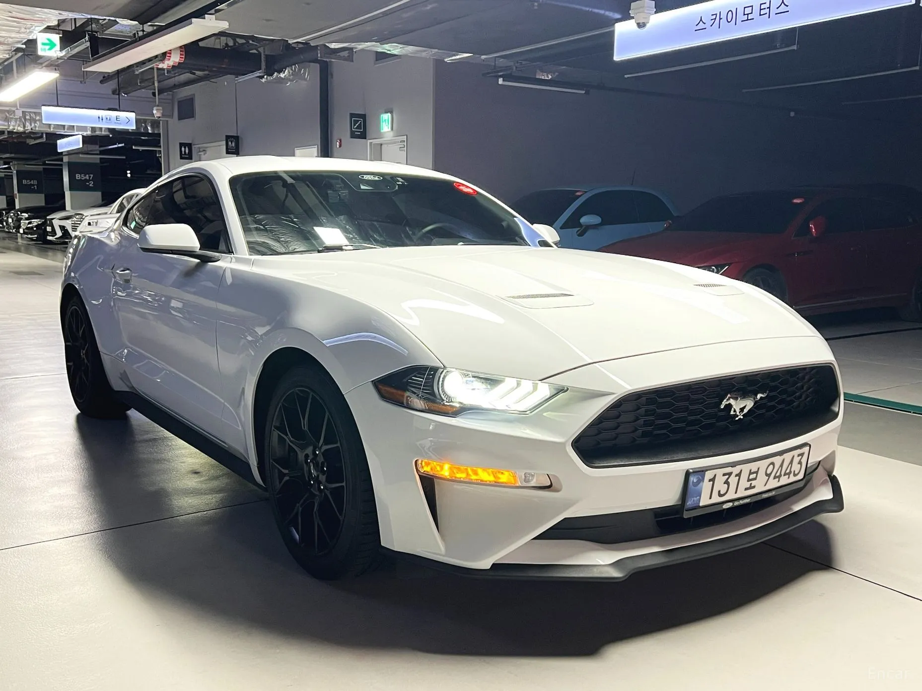 Ford Mustang превью 5