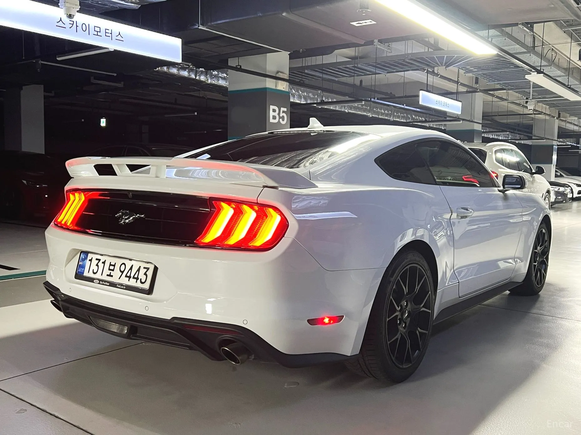 Ford Mustang превью 6