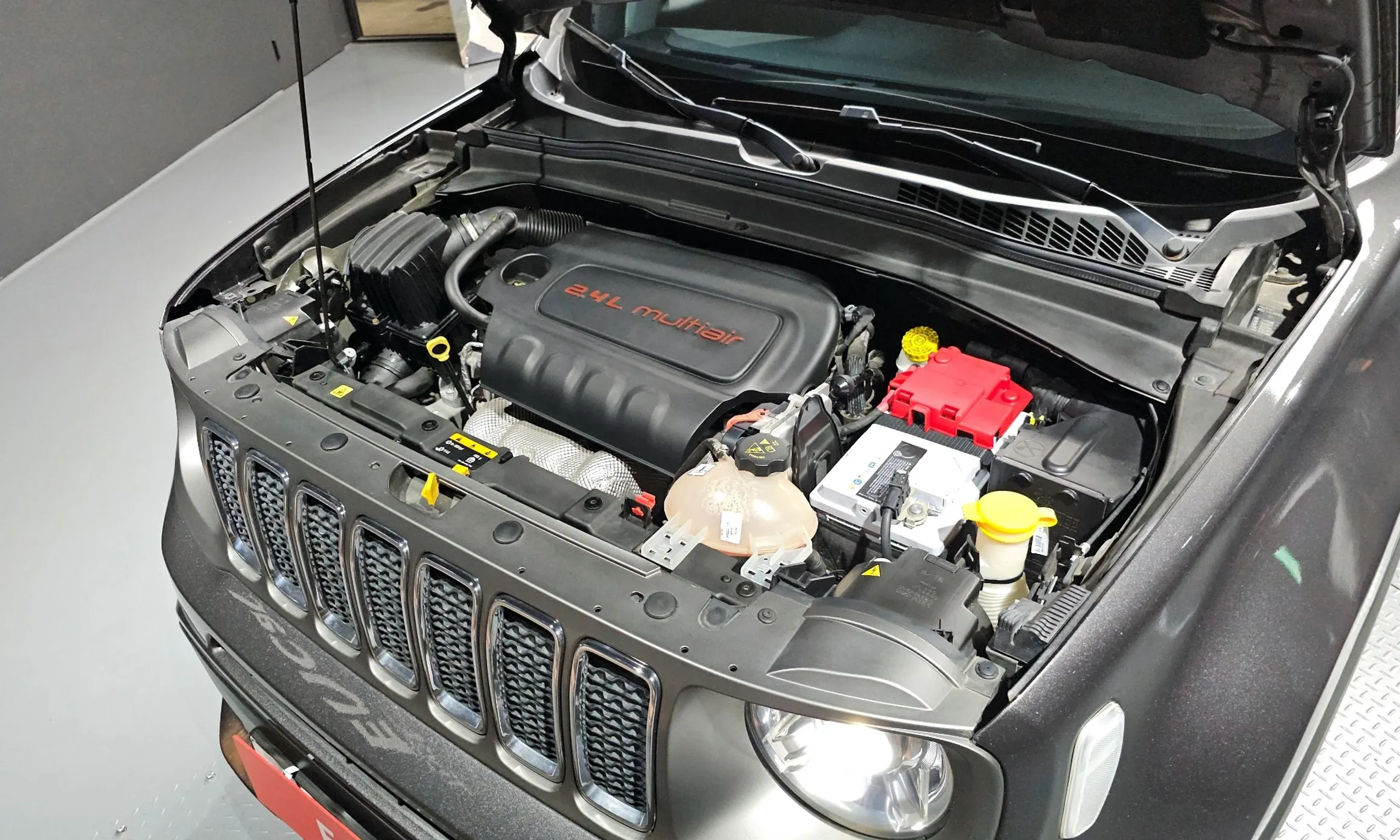 Jeep Renegade превью 6