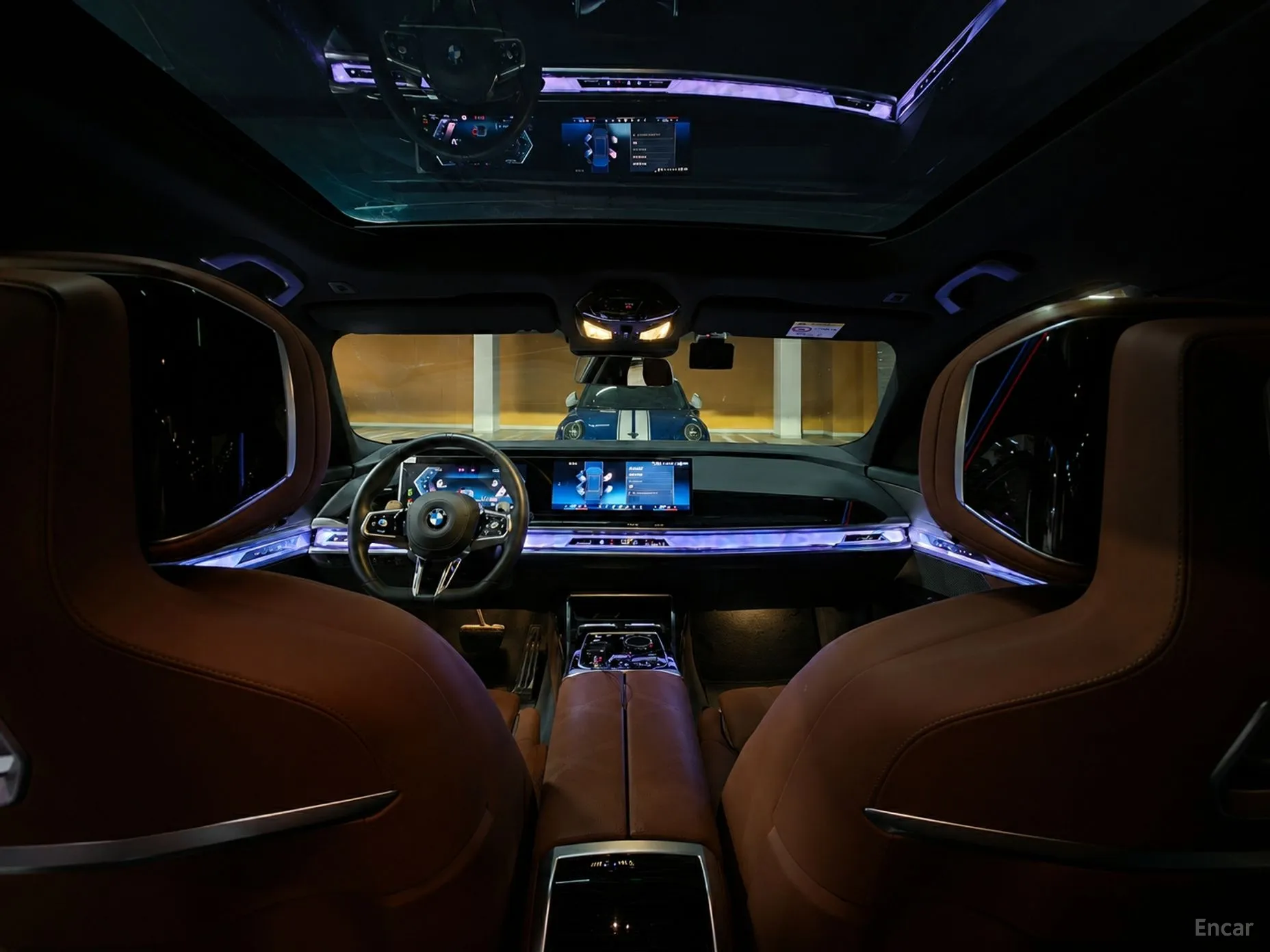 BMW 7 Series (G70) превью 5