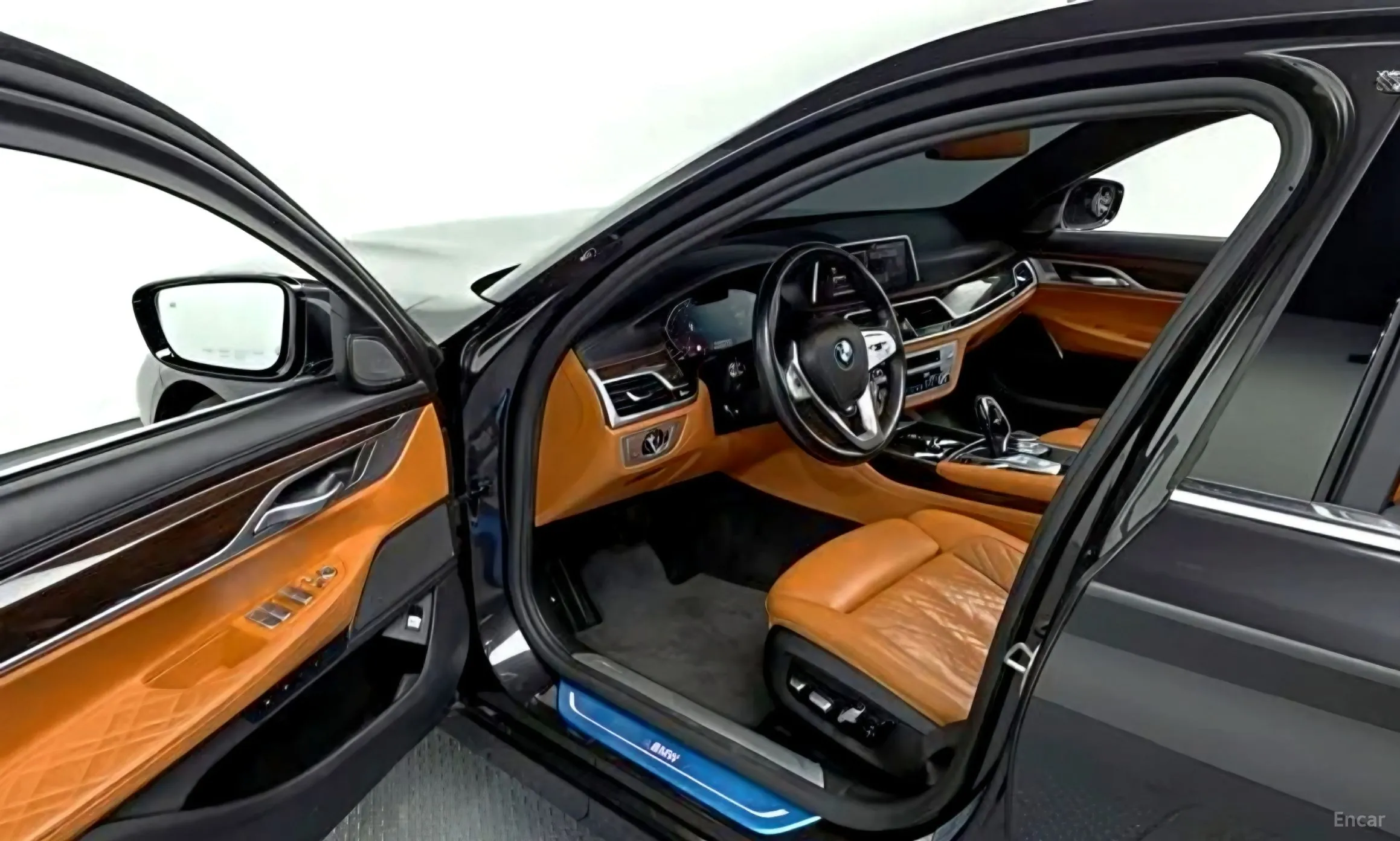 BMW 7 Series (G11) превью 10