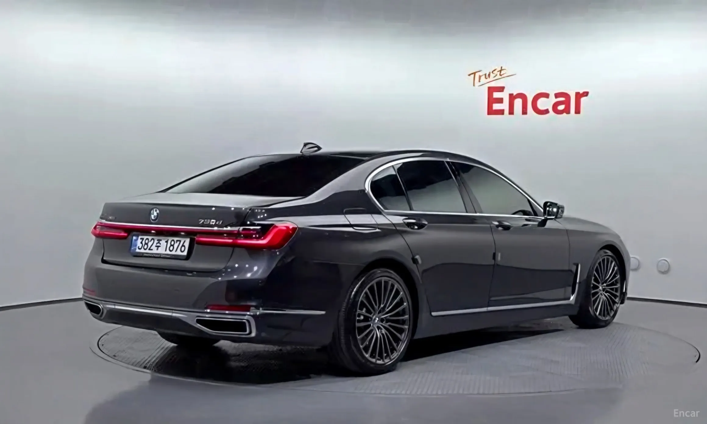 BMW 7 Series (G11)