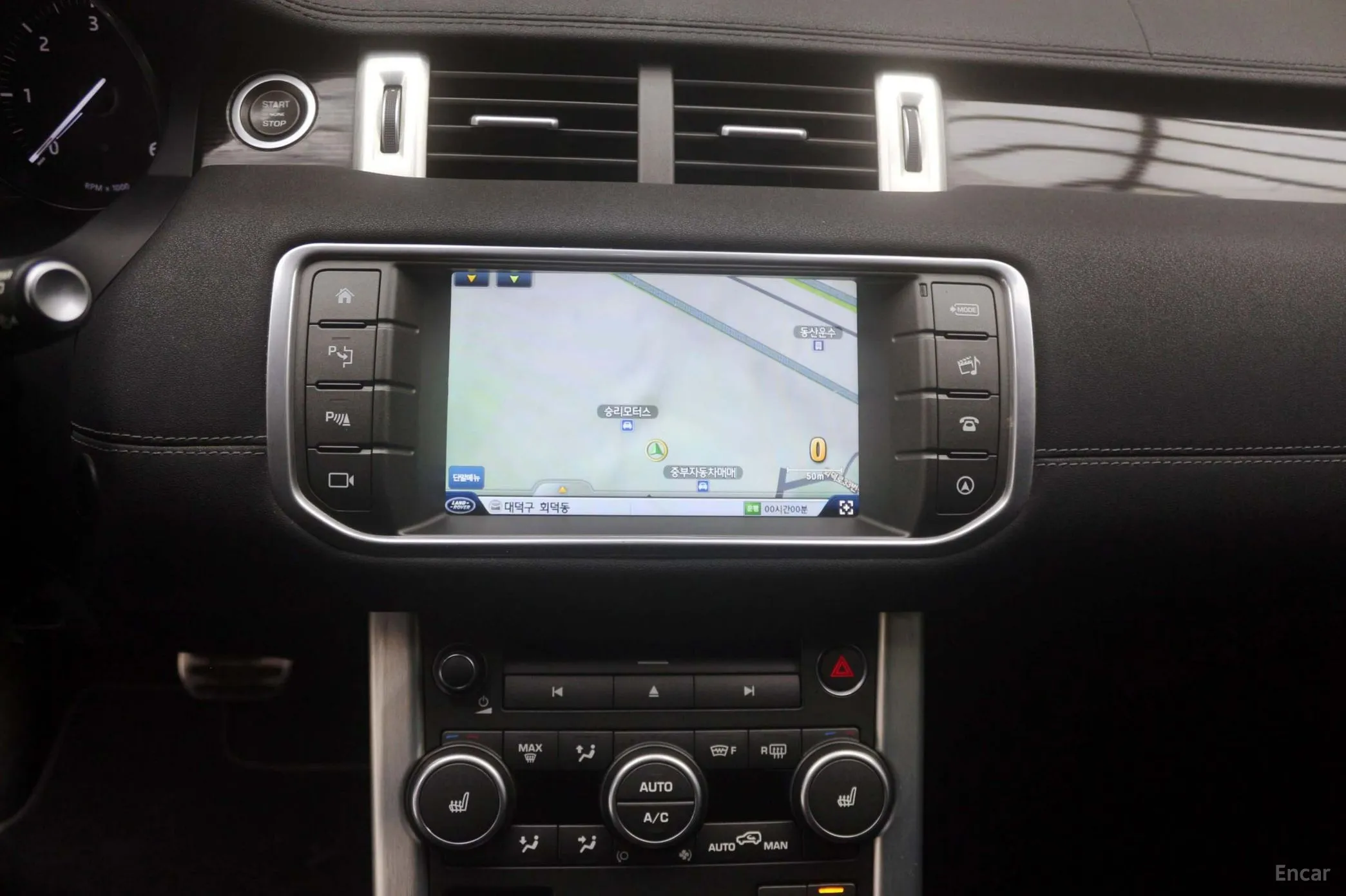 Land Rover Range Rover Evoque превью 12