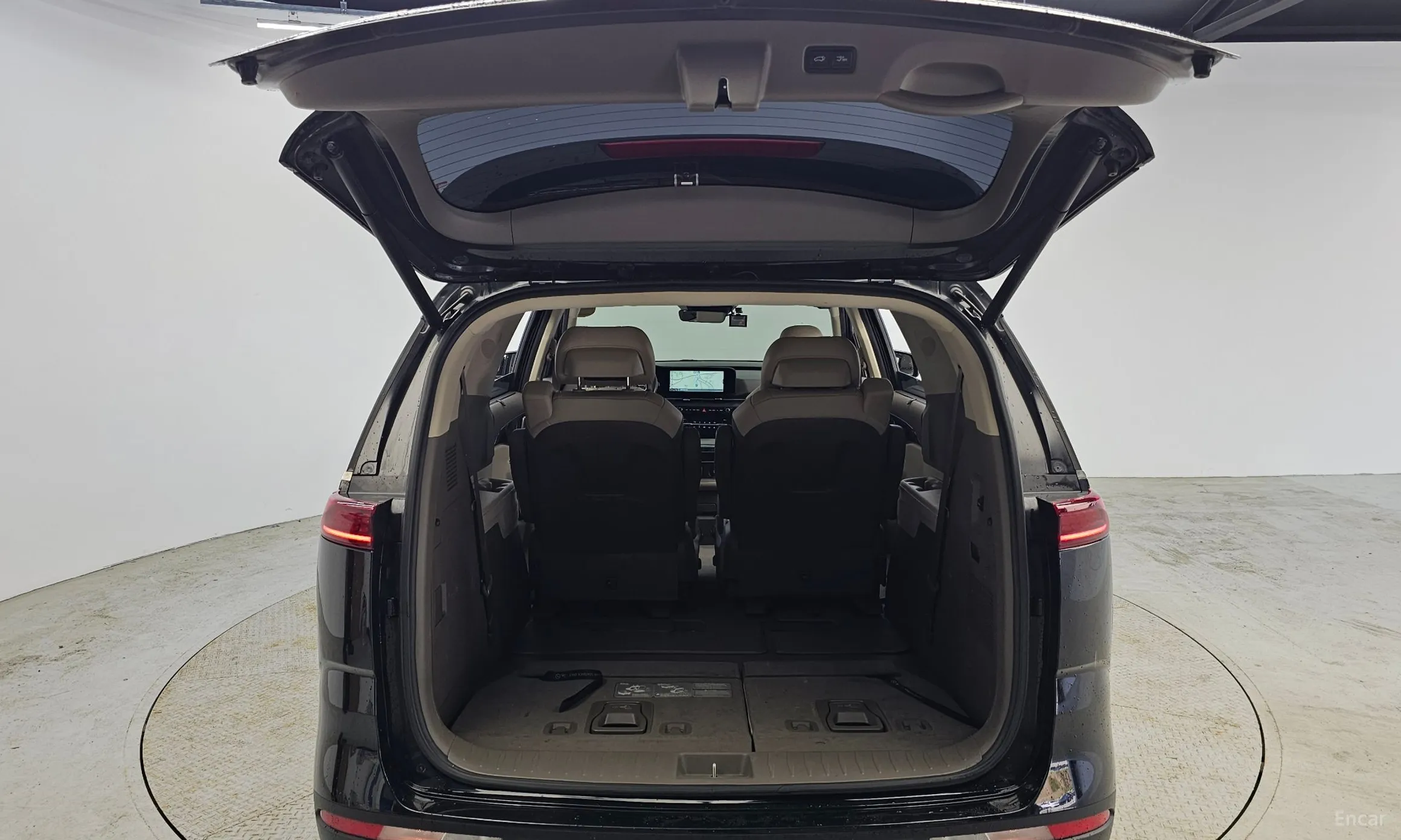 Kia Carnival Gen 4 превью 17