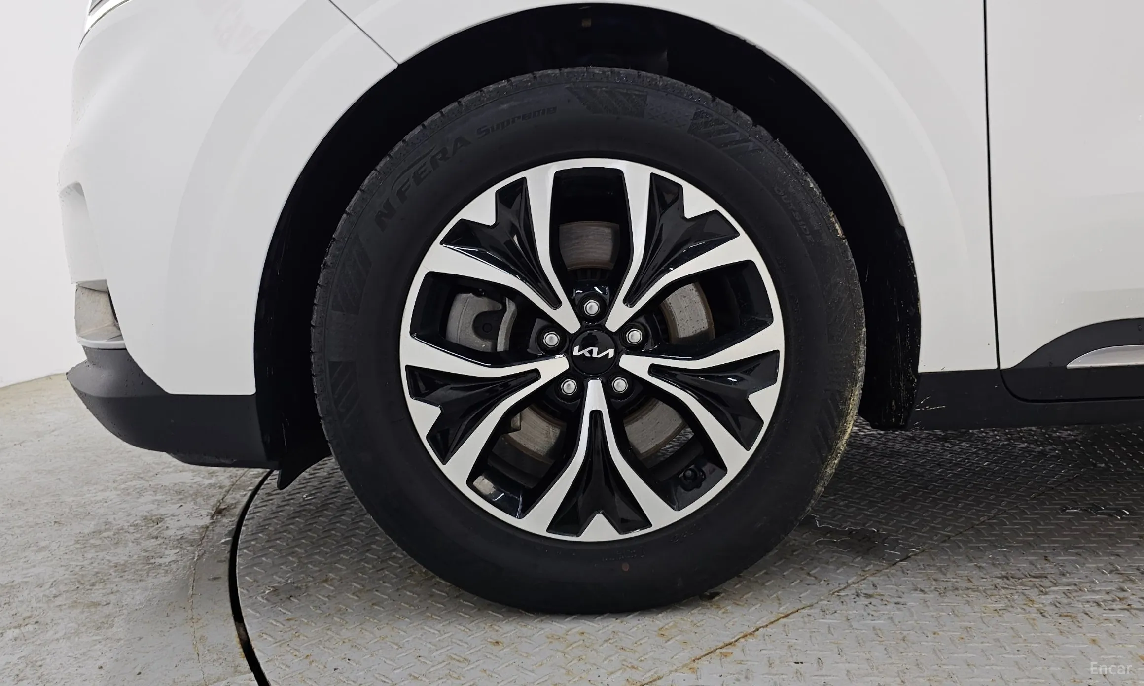 Kia Carnival Gen 4 превью 5