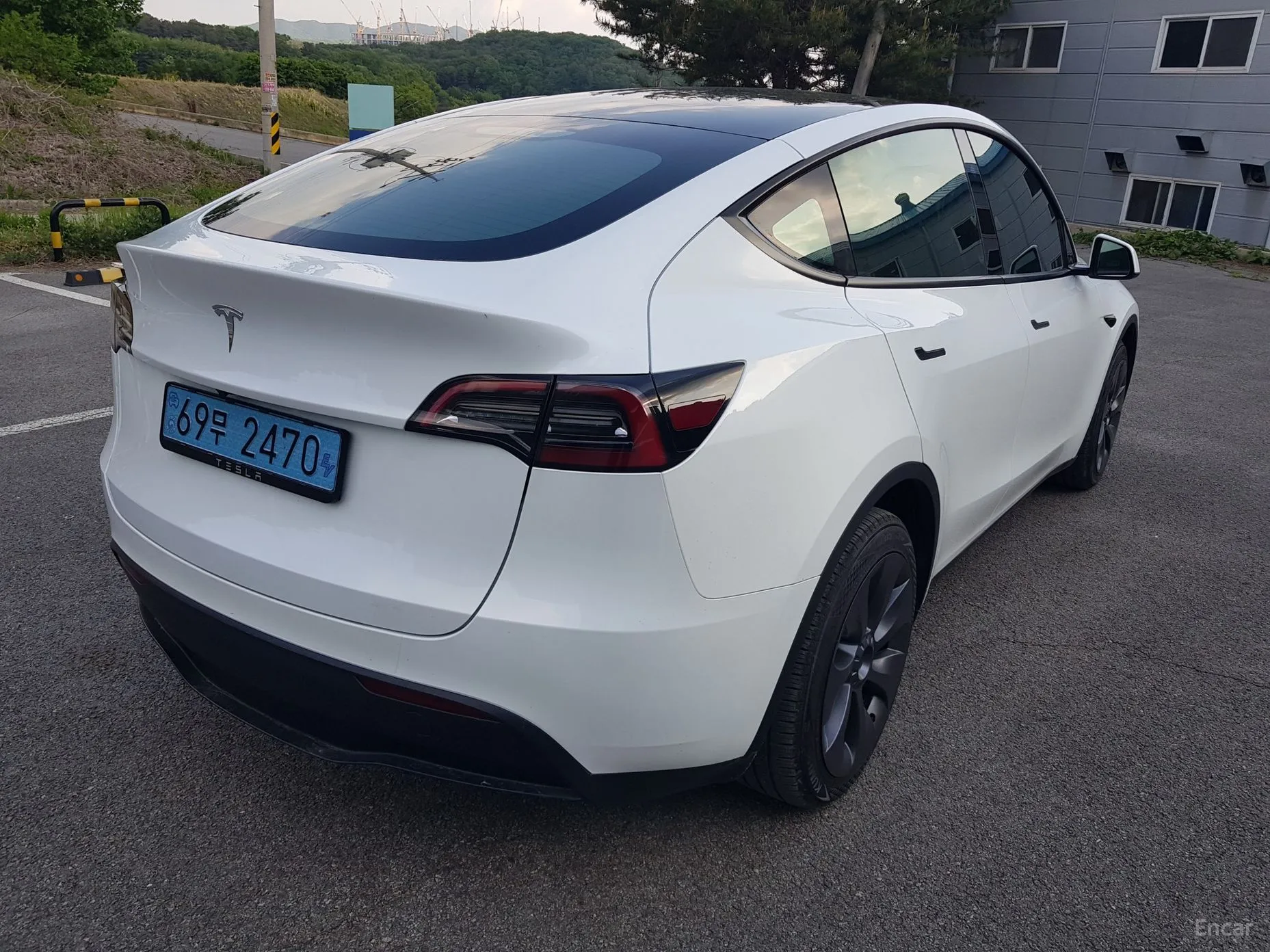 Tesla Model Y превью 4