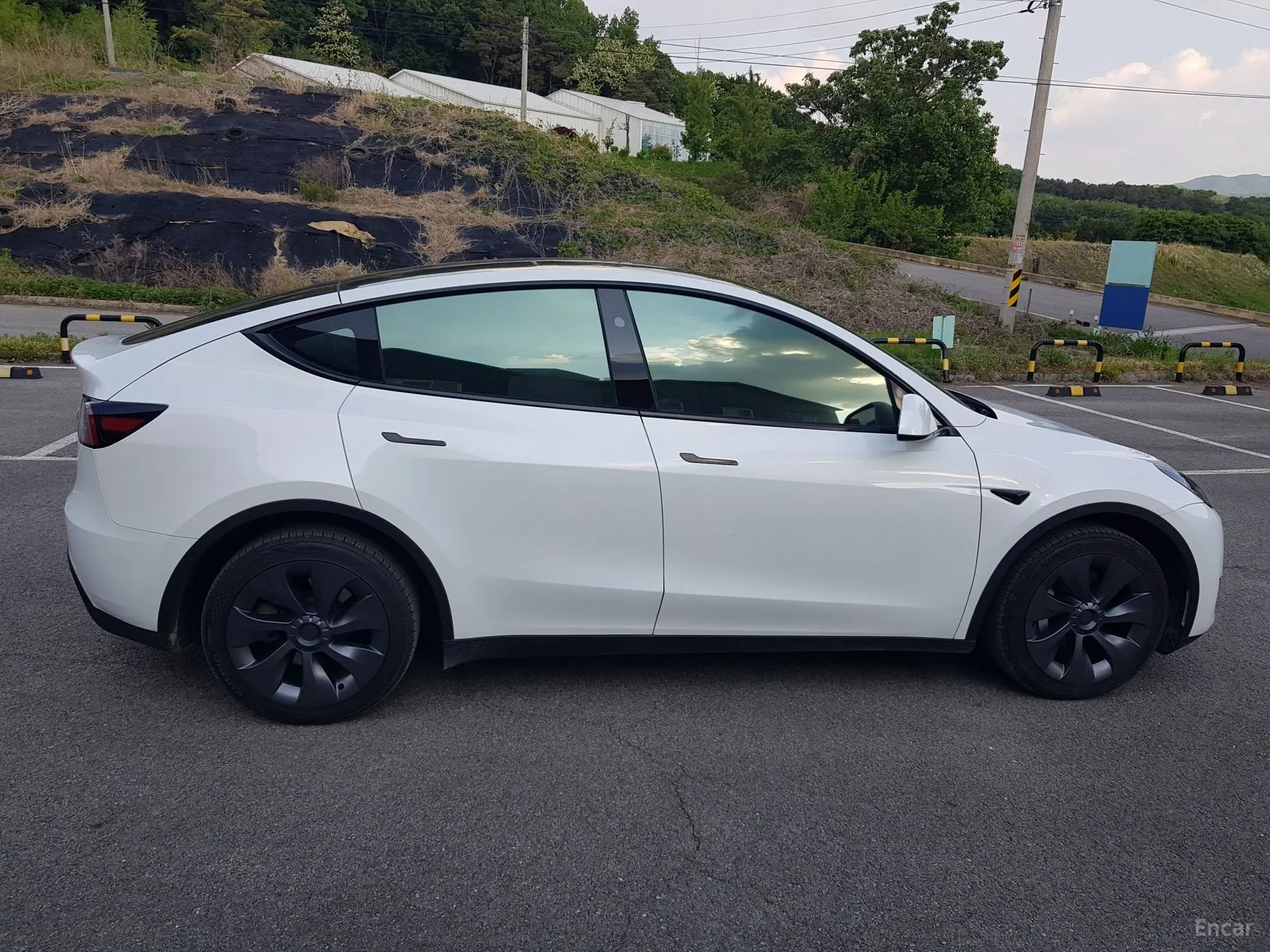 Tesla Model Y превью 5