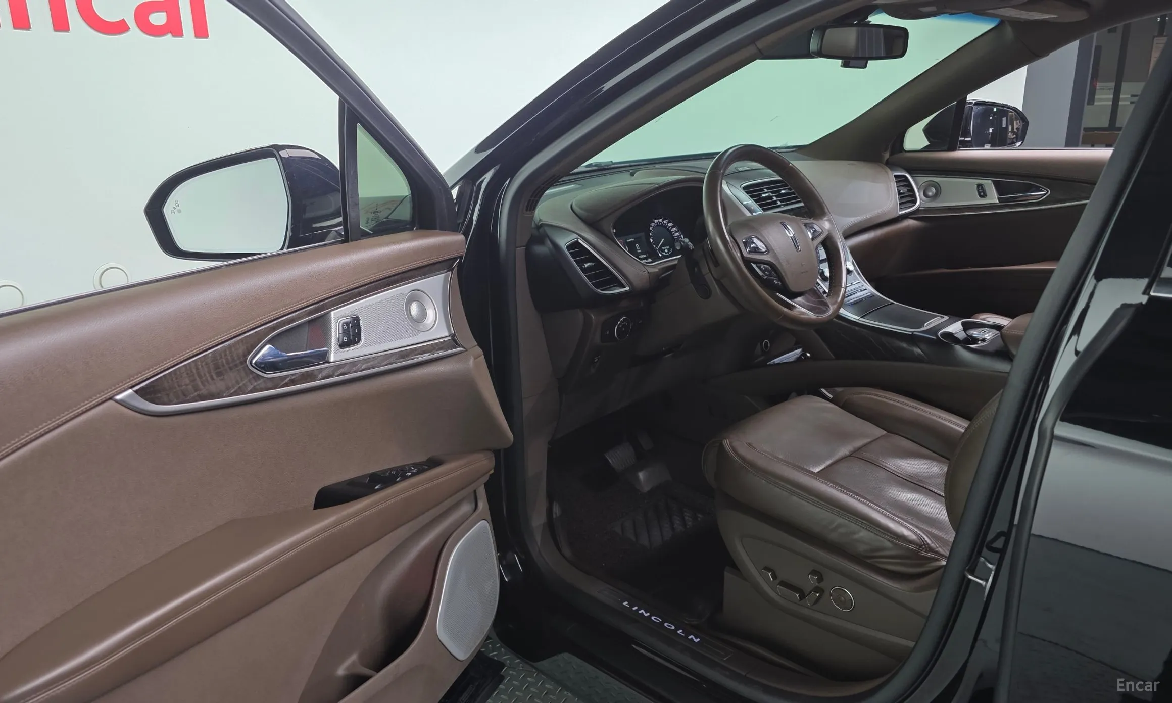 Lincoln MKX 2nd Generation превью 10