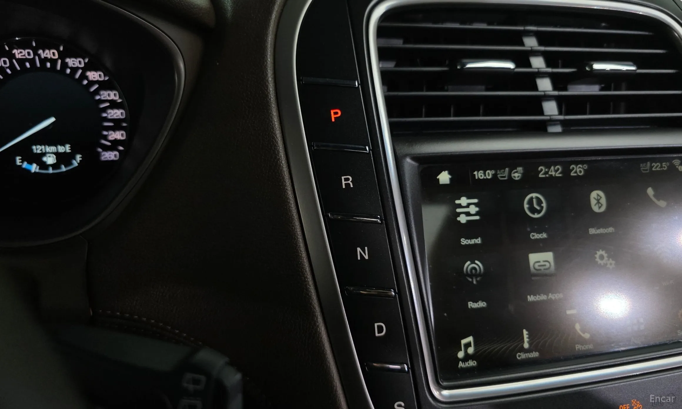 Lincoln MKX 2nd Generation превью 9