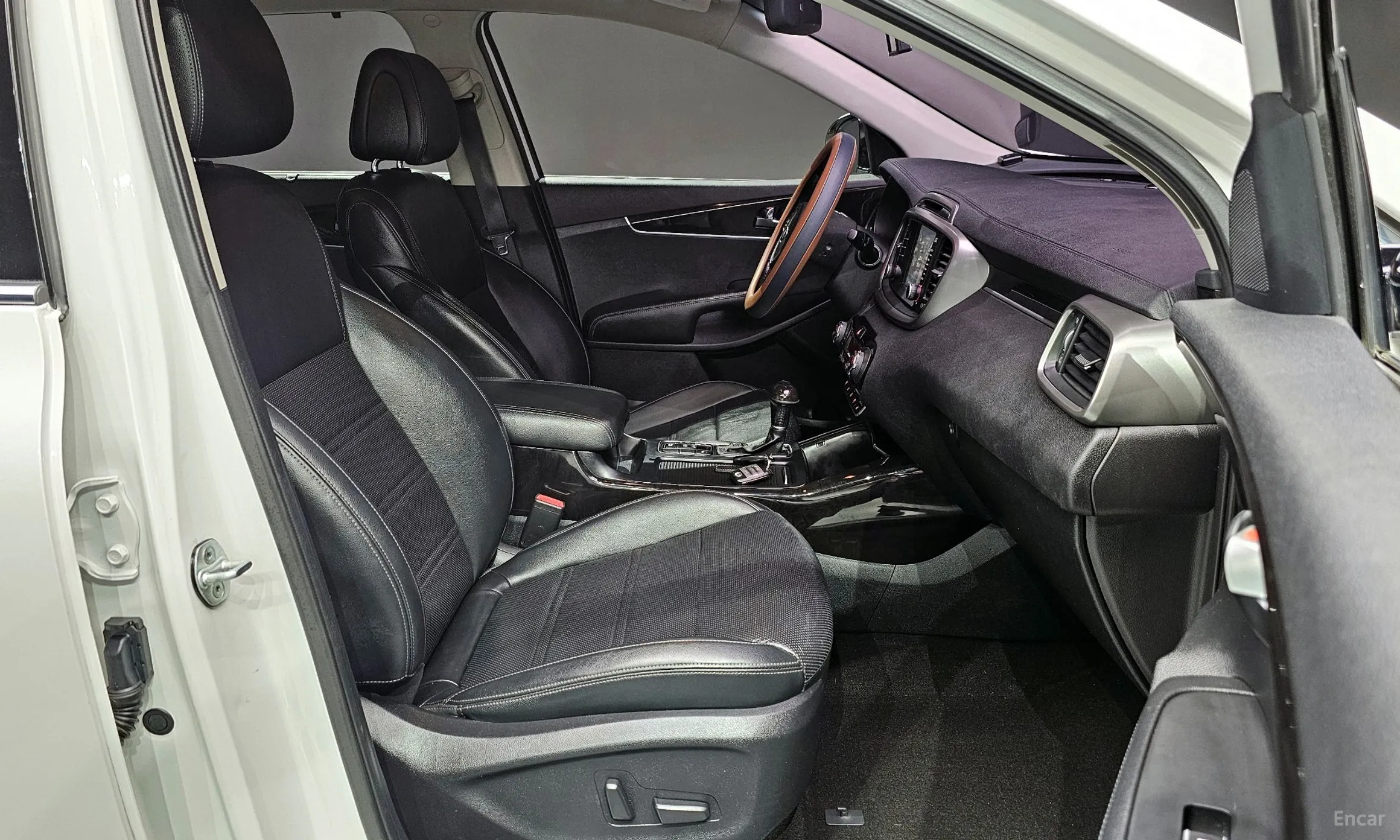 Kia Sorento превью 12