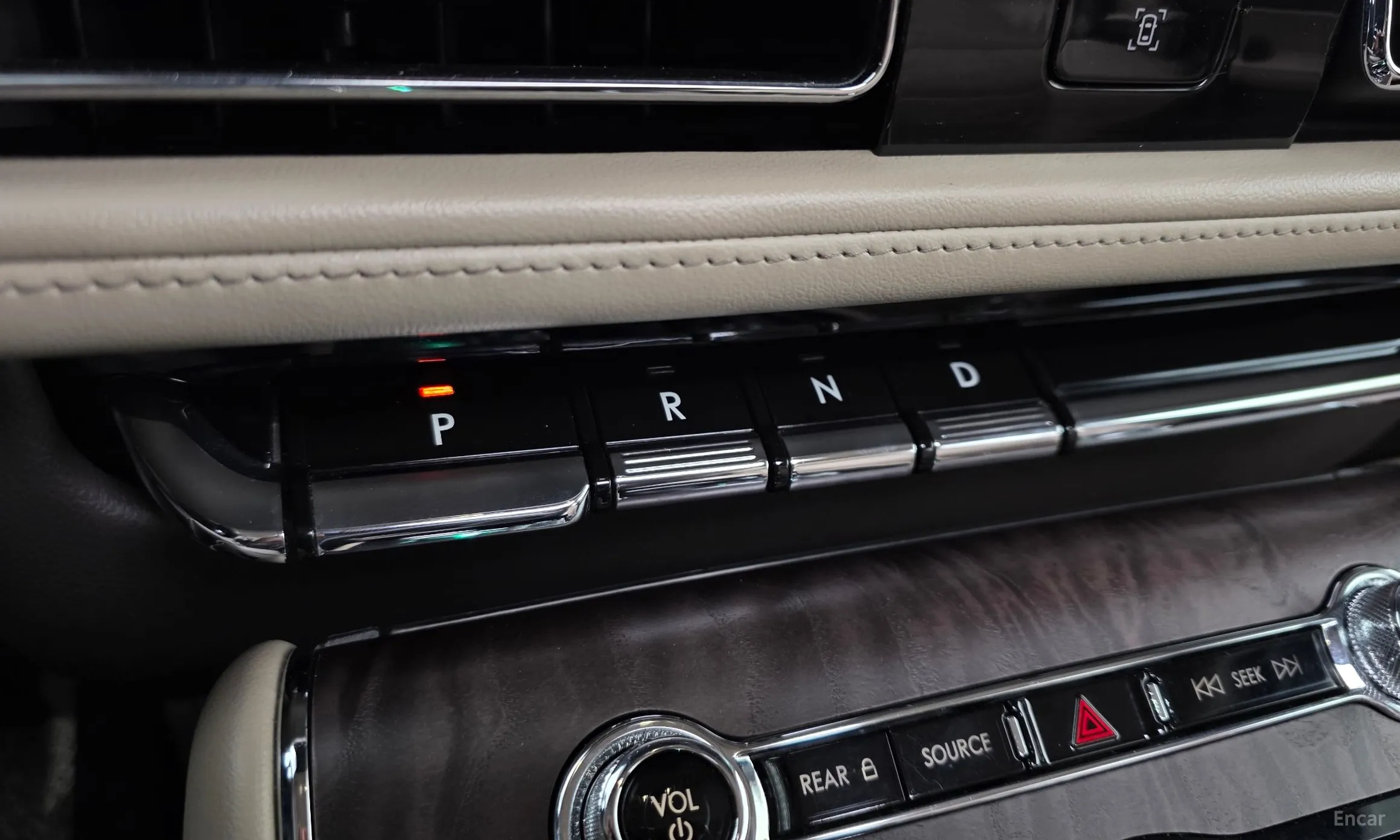 Lincoln Aviator 2nd Generation превью 9