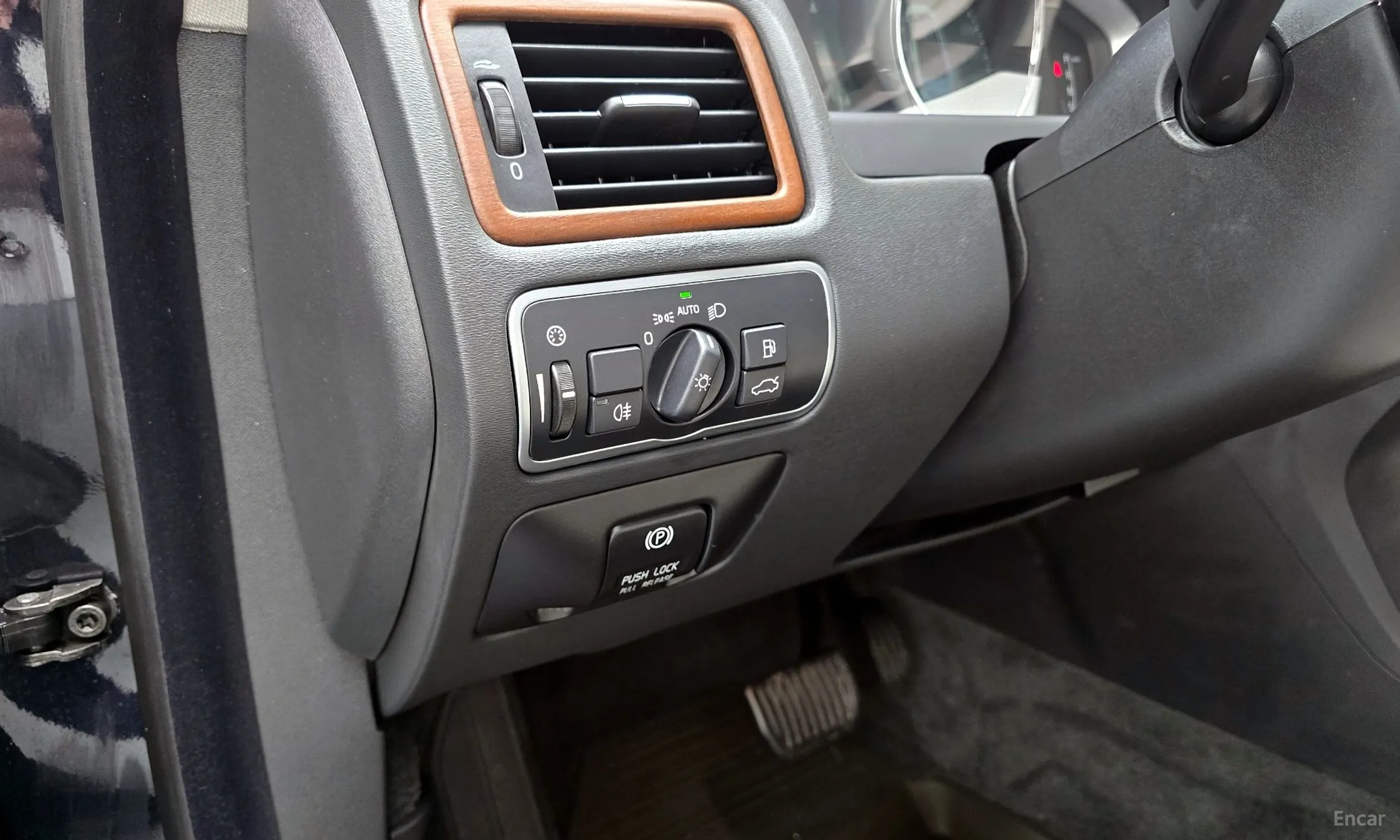 Volvo S80 превью 17