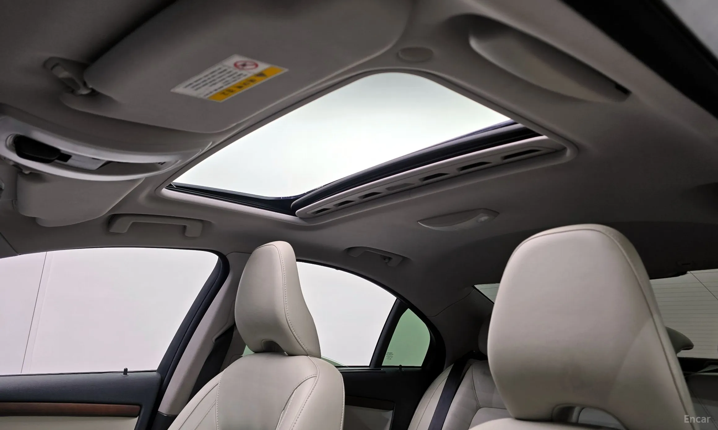 Volvo S80 превью 20