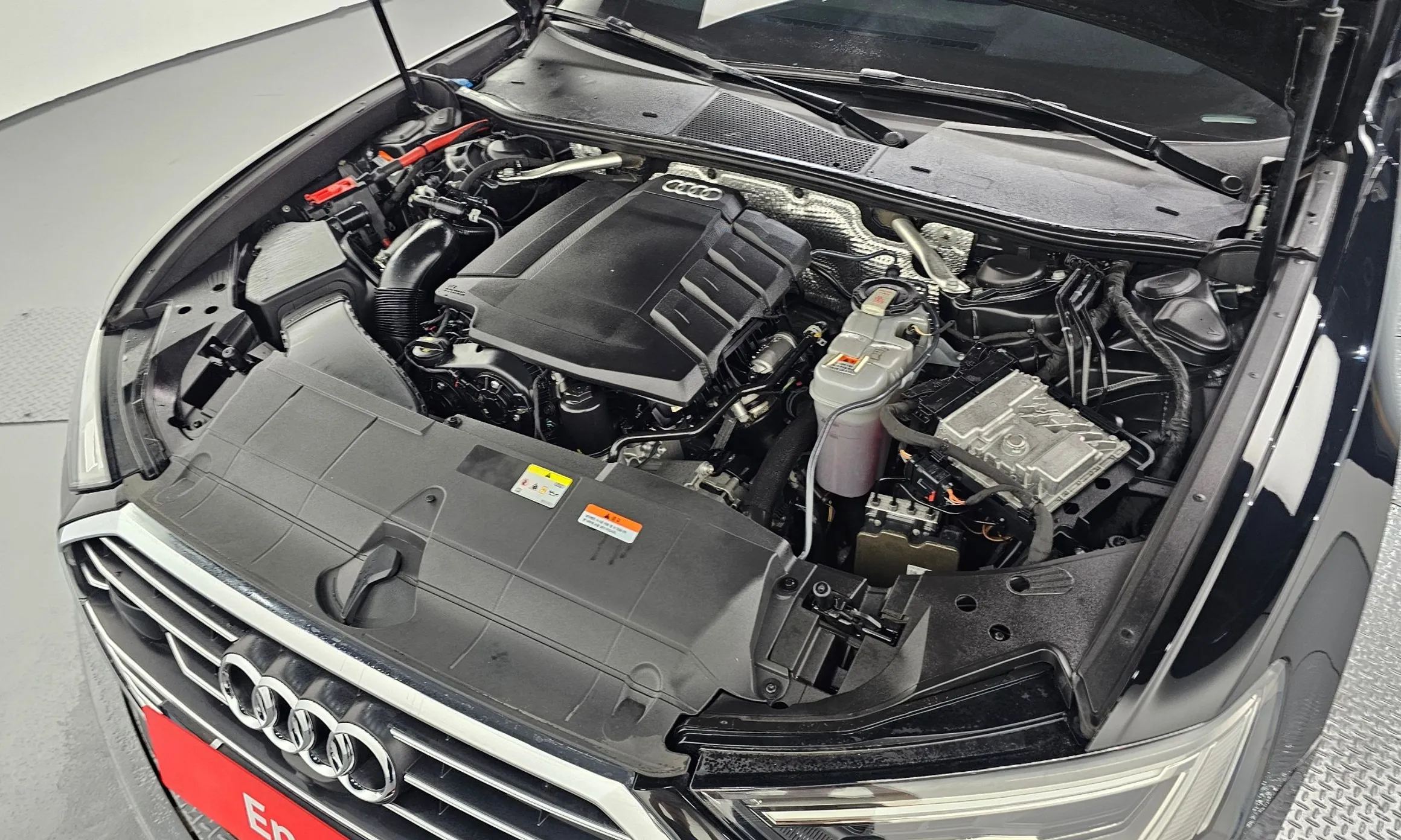 Audi A6 (C8) превью 6