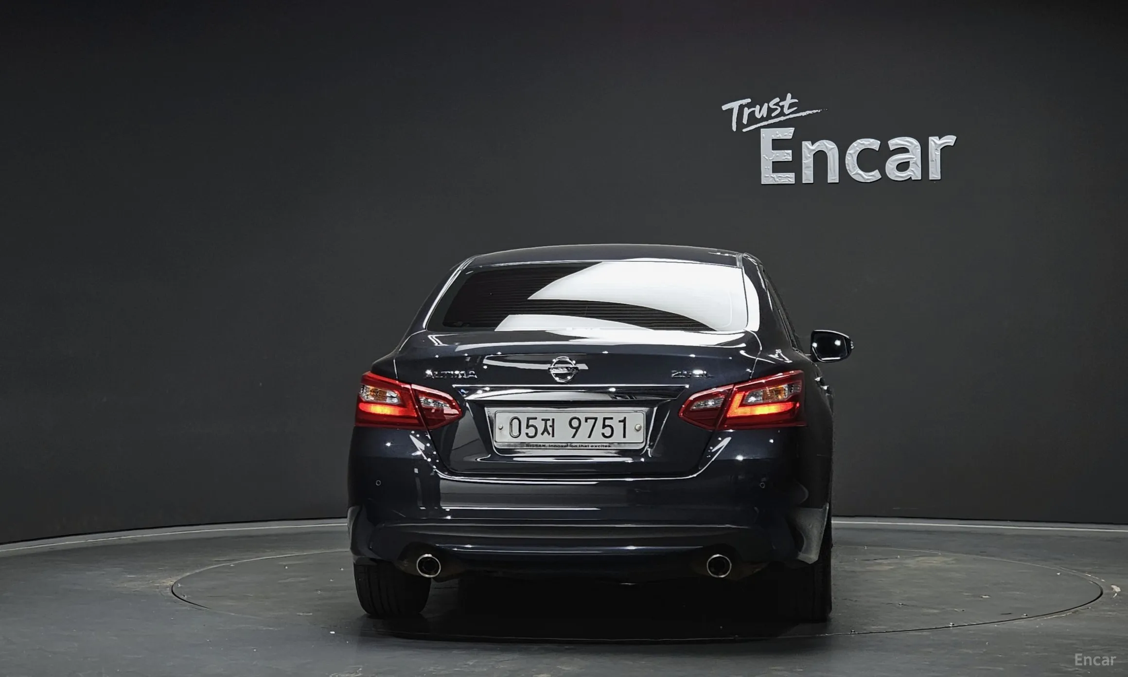 Nissan Altima превью 4