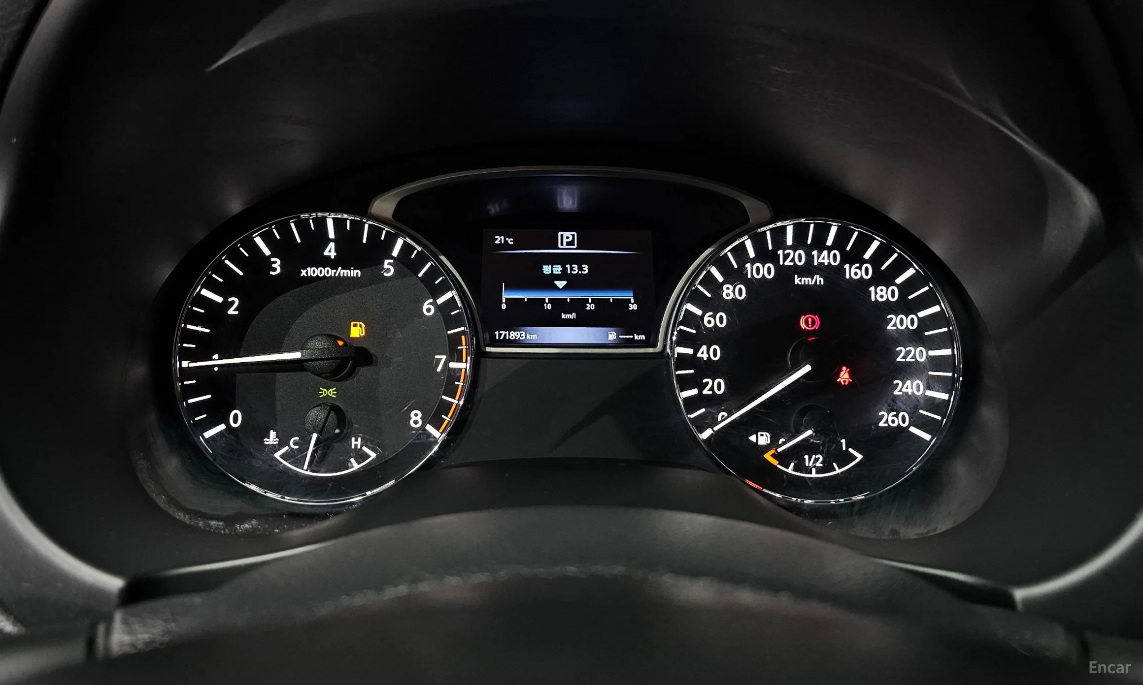 Nissan Altima превью 8