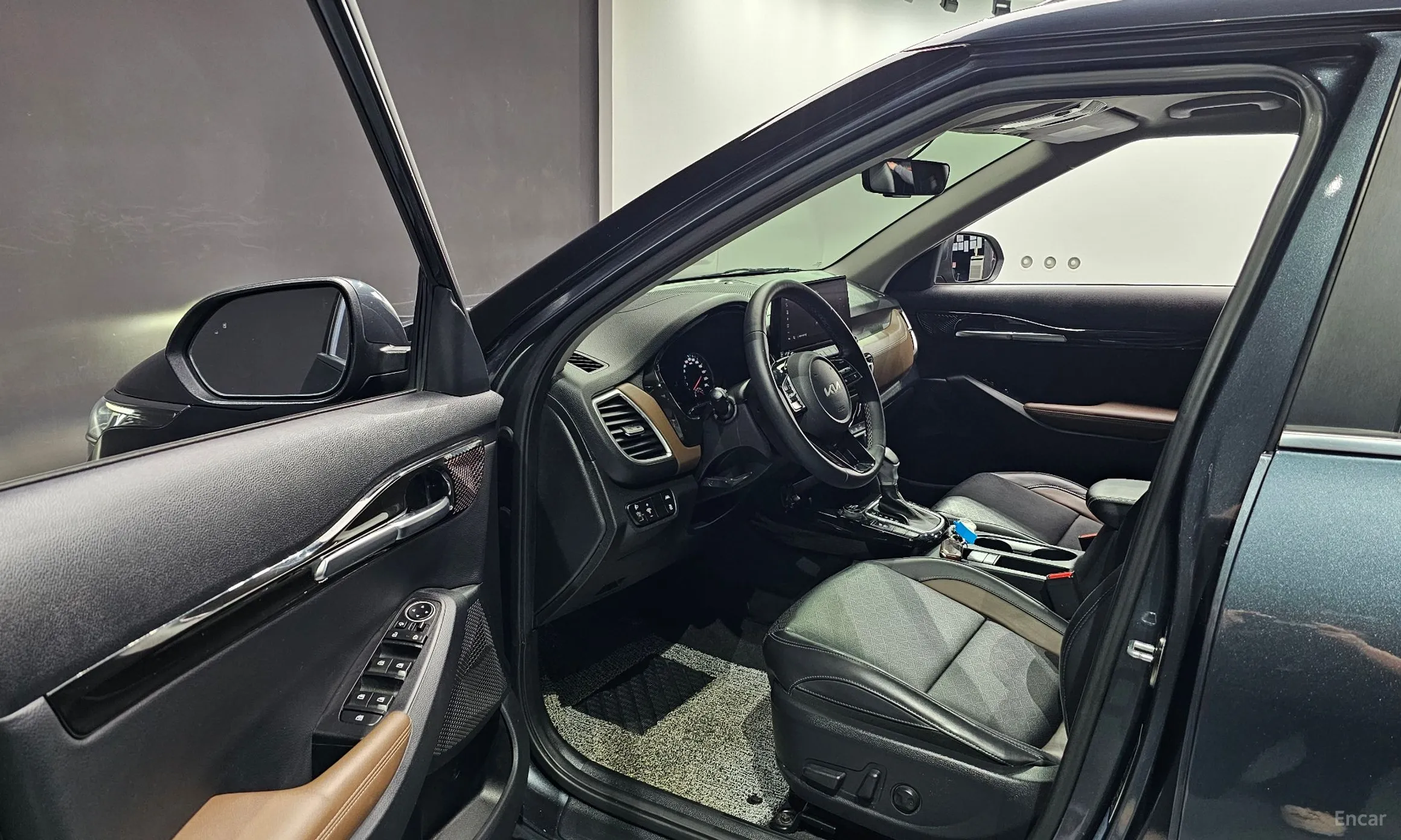 Kia Seltos превью 10