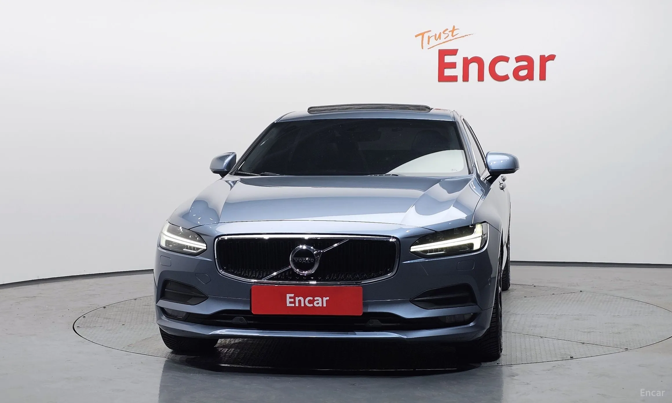Volvo S90 превью 3