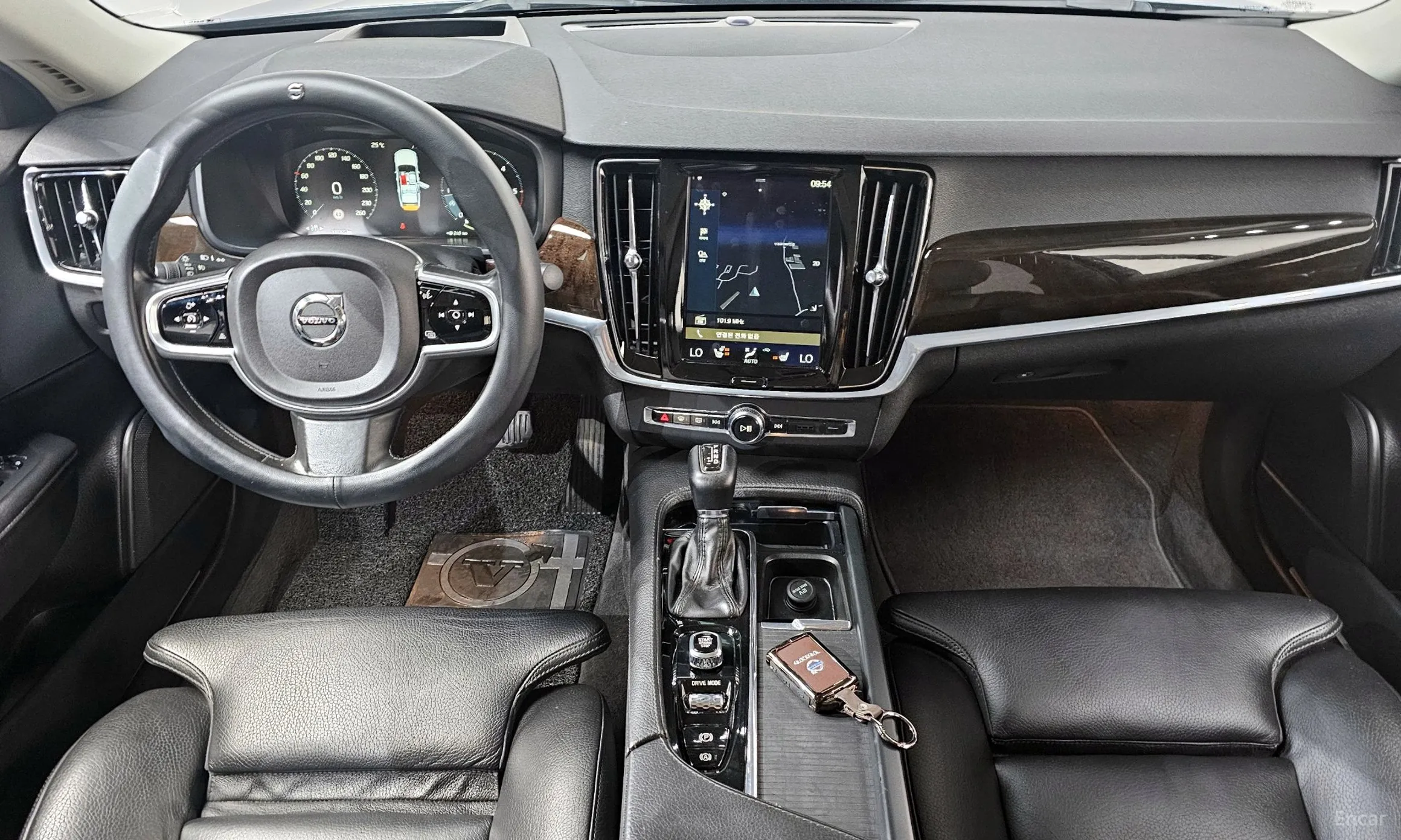 Volvo S90 превью 7