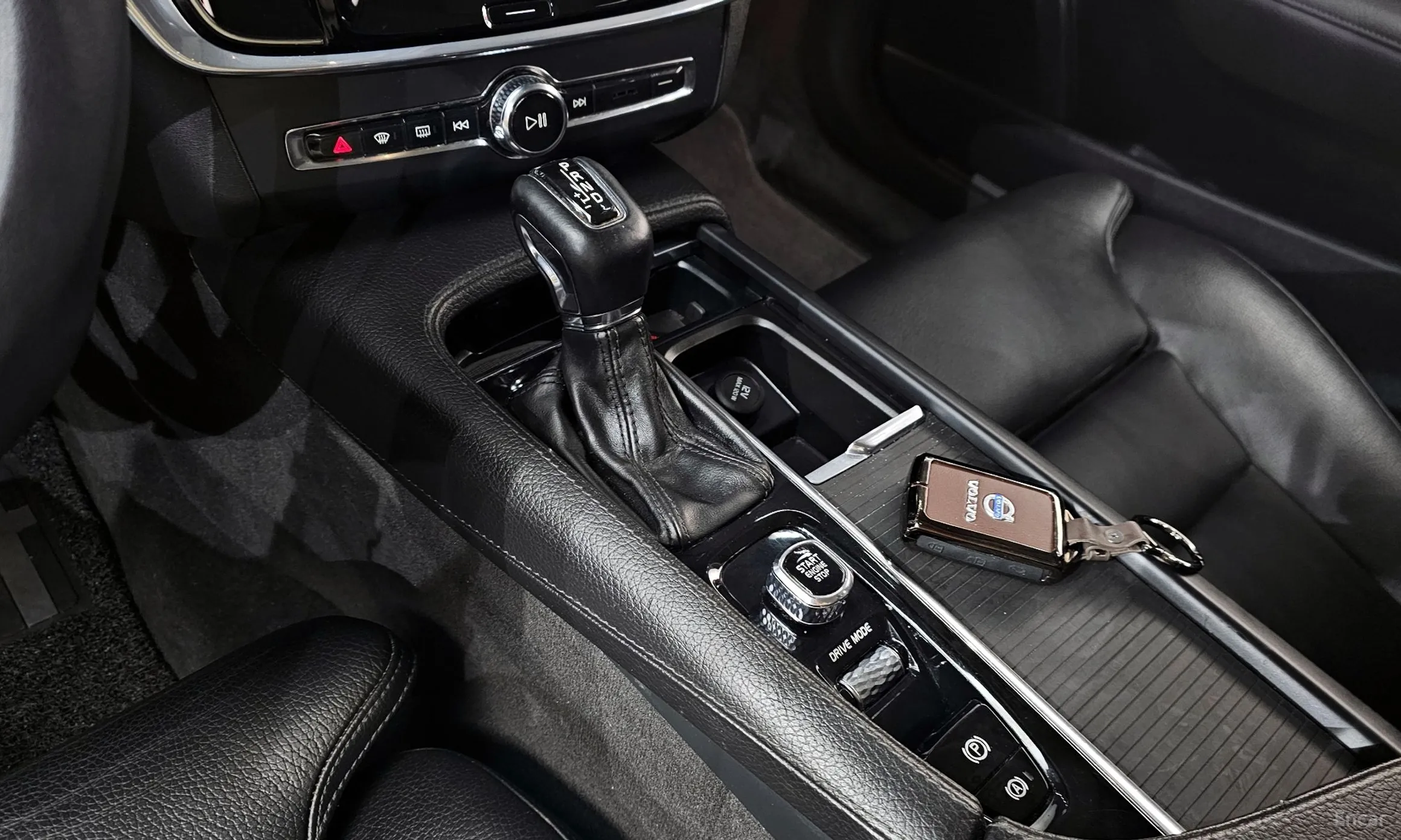 Volvo S90 превью 9