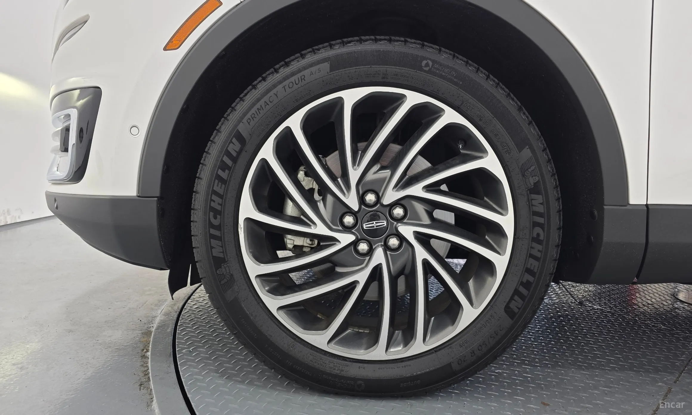 Lincoln Nautilus Gen 1 превью 5