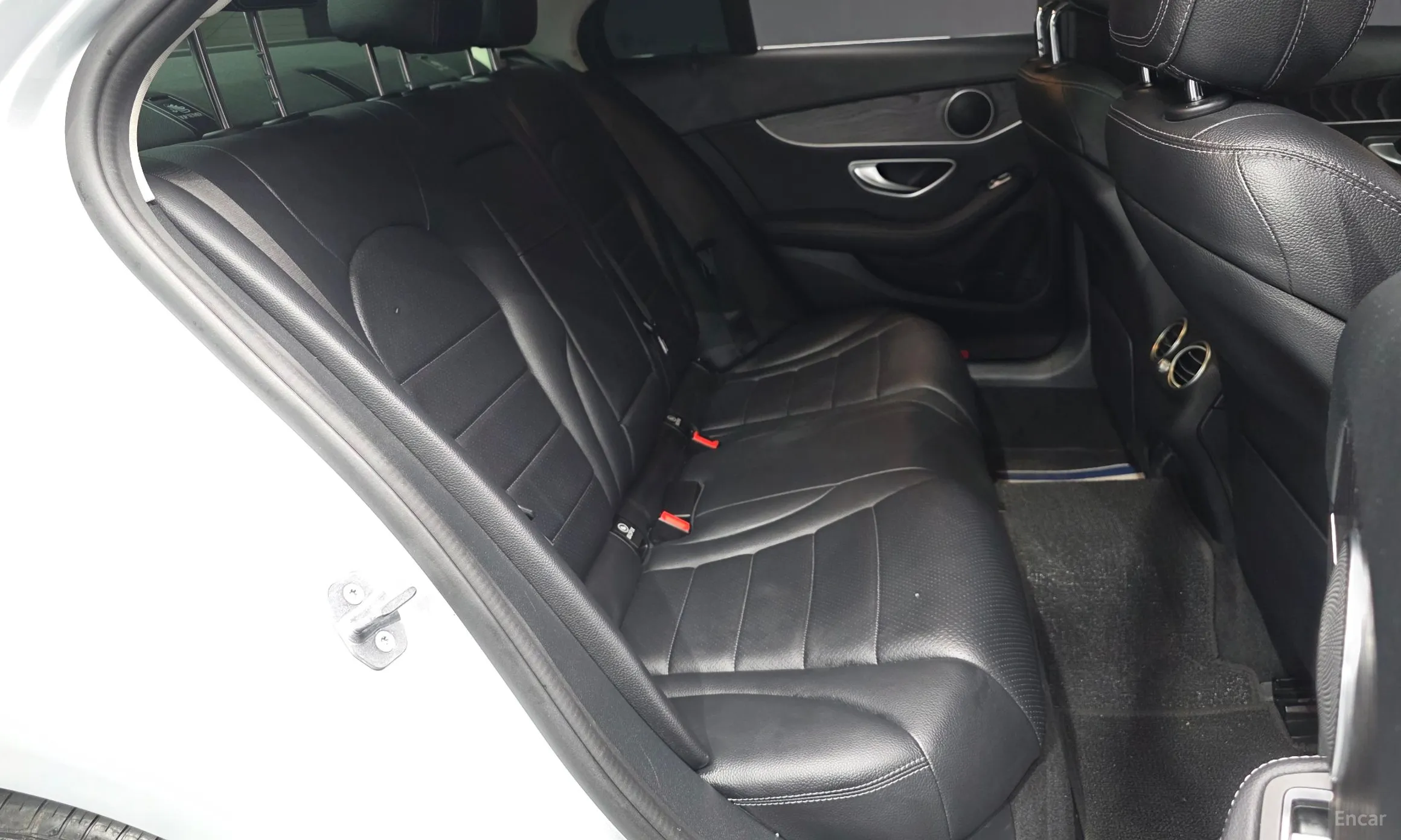 Mercedes Benz C-Class W205 превью 12