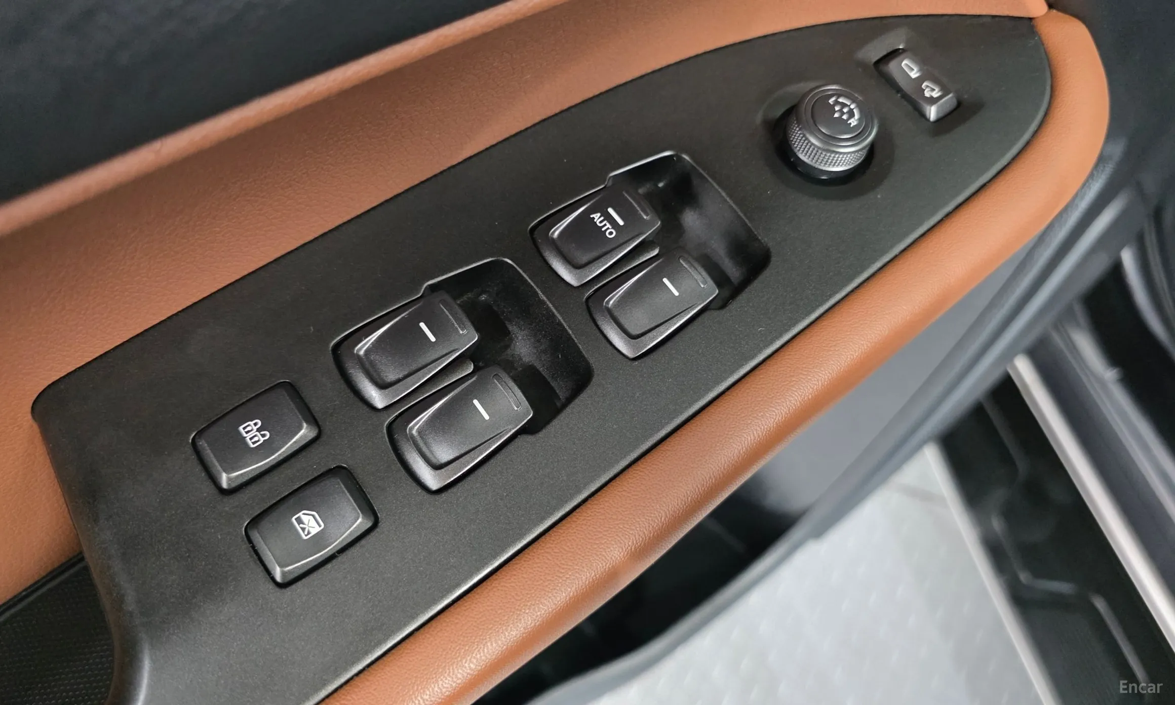 KG Mobility (SsangYong) Rexton Sports превью 12