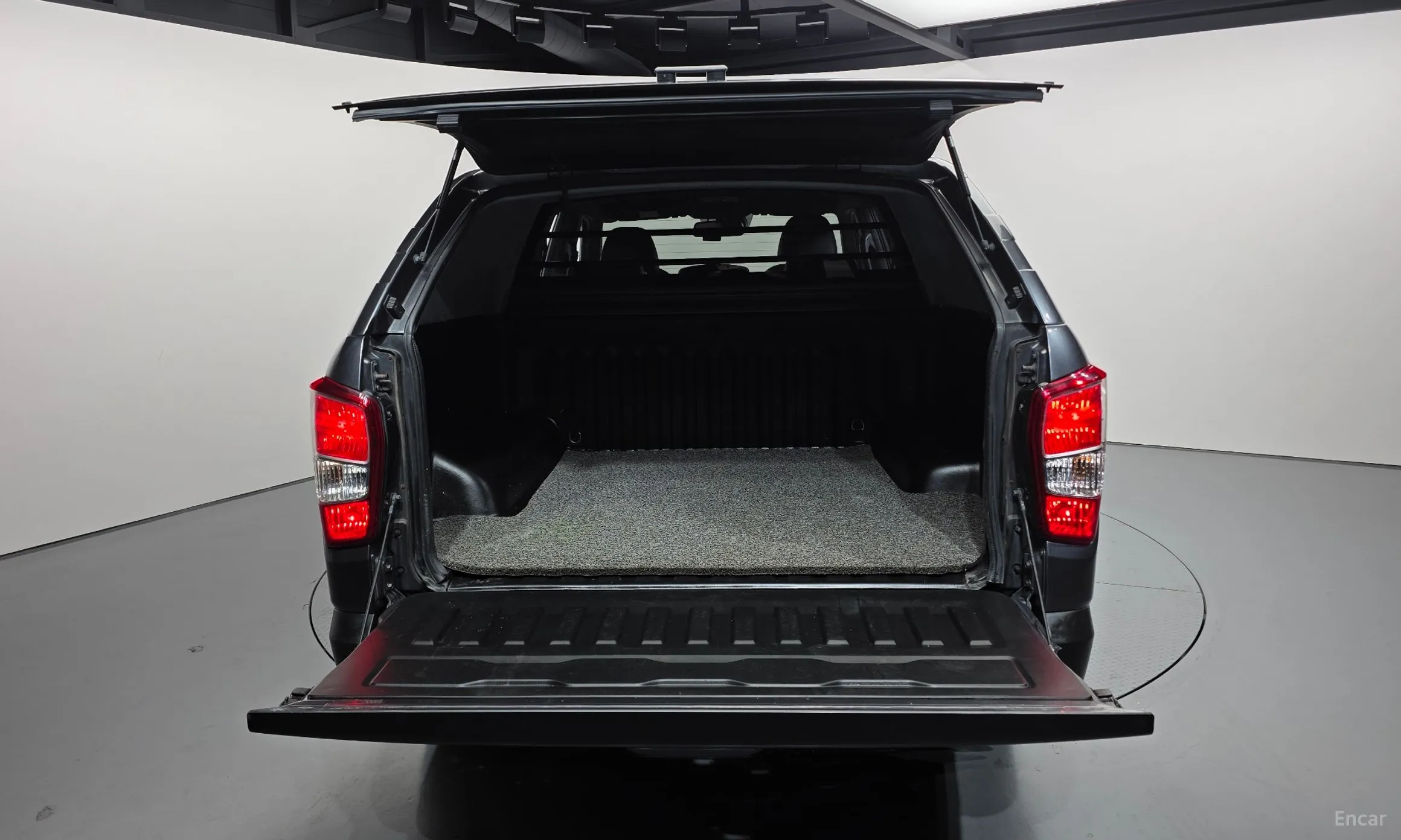 KG Mobility (SsangYong) Rexton Sports превью 20