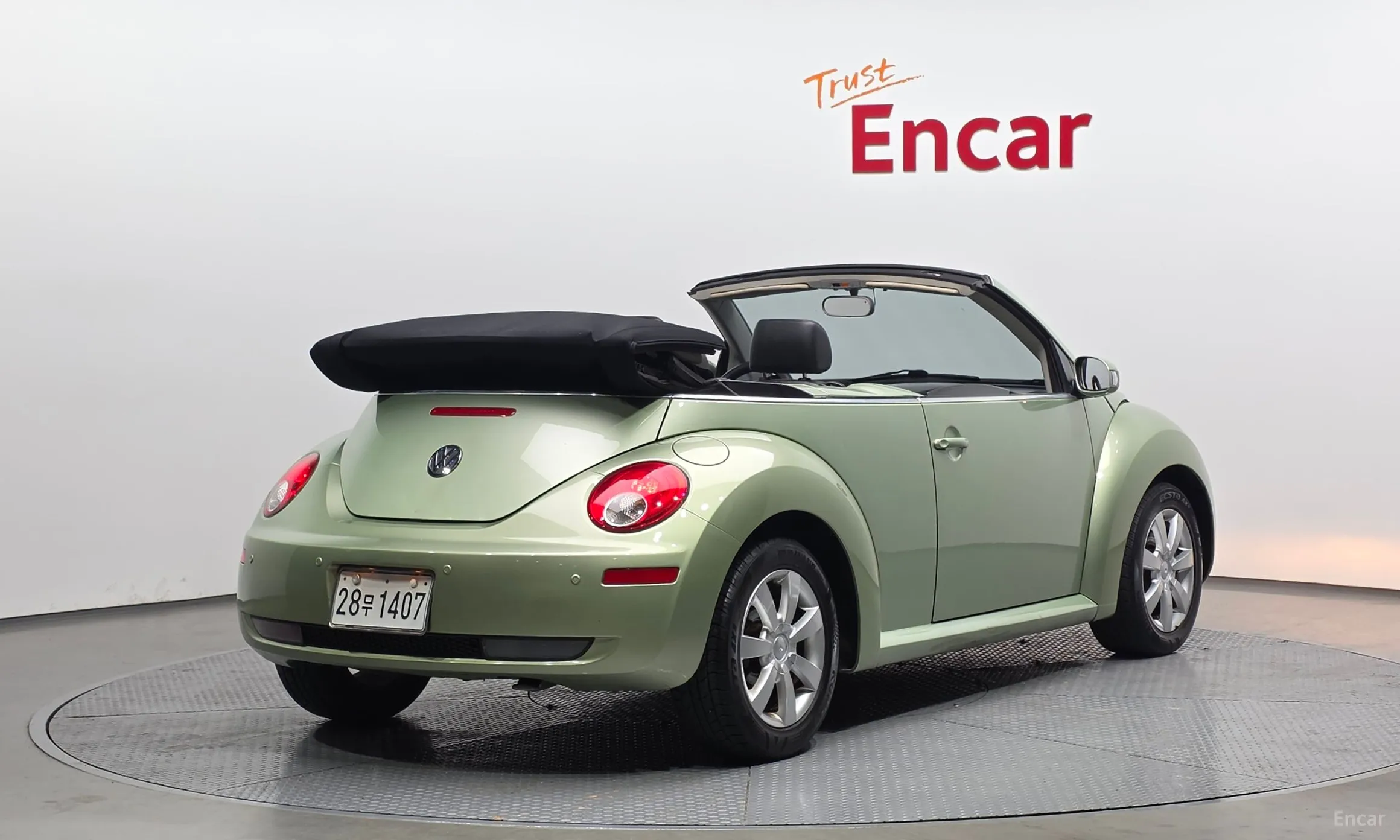 Volkswagen New Beetle