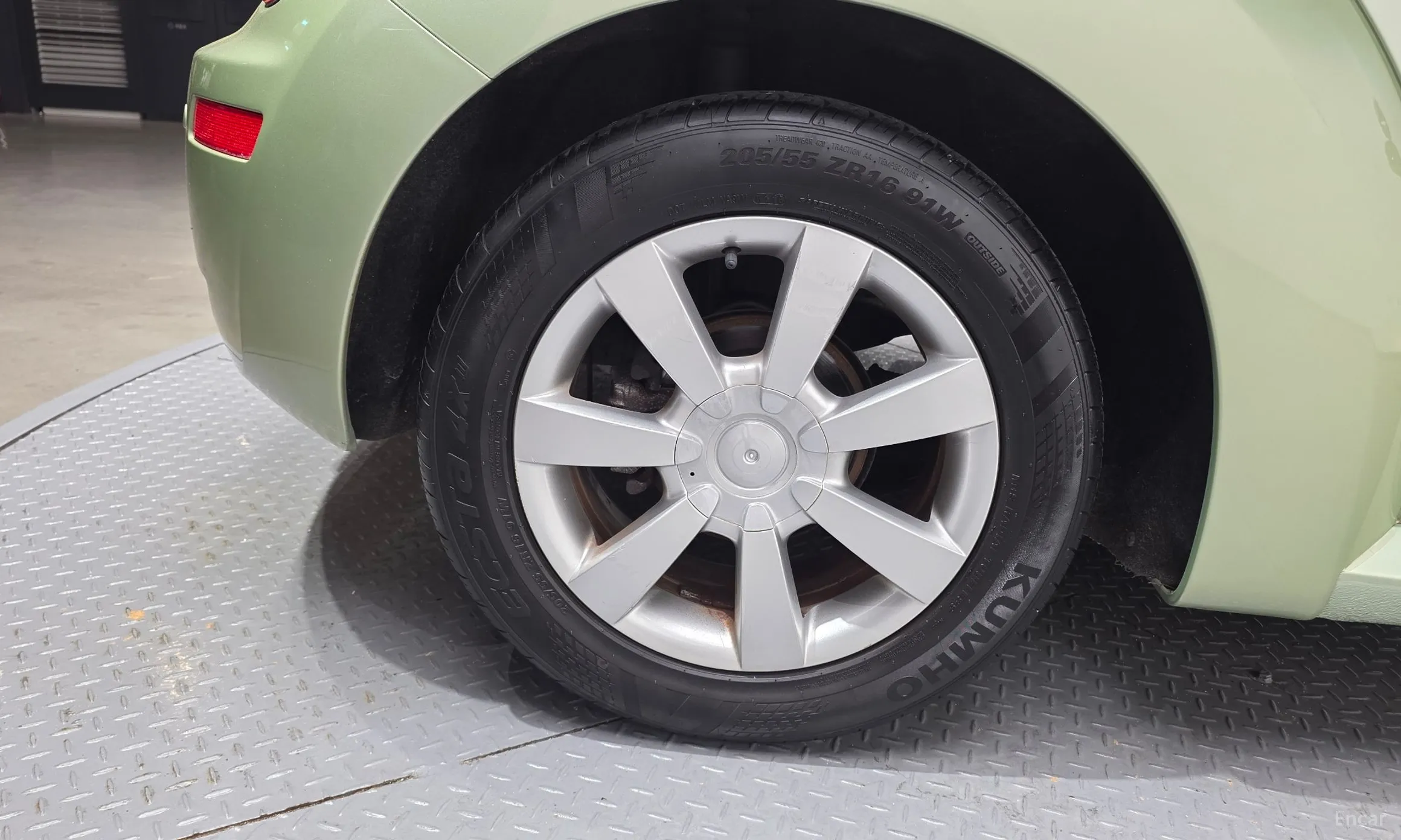 Volkswagen New Beetle превью 5
