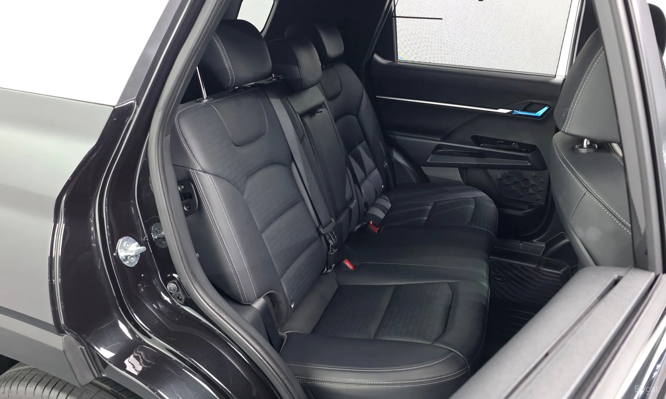KG Mobility (SsangYong) Torres превью 11