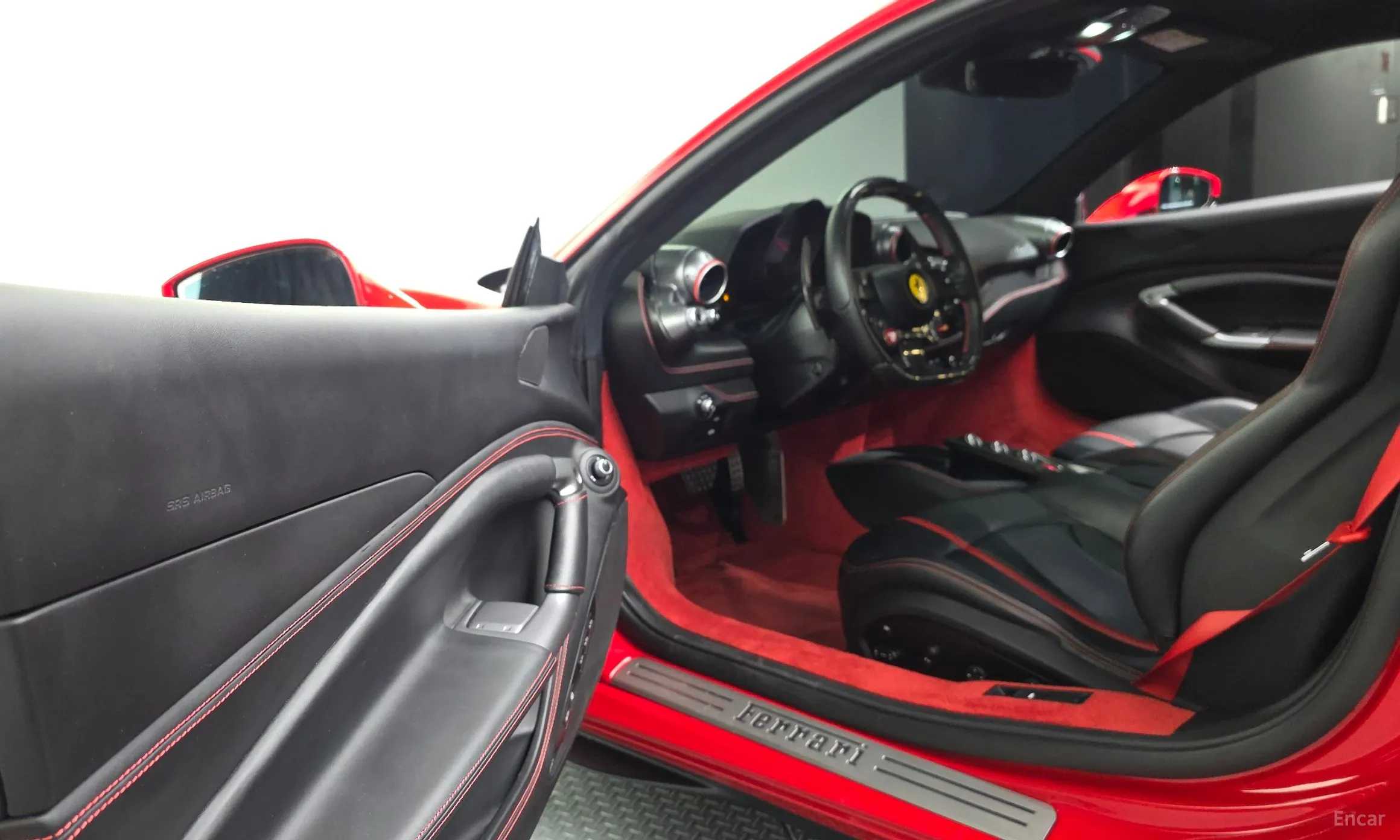 Ferrari F8 Tributo превью 10