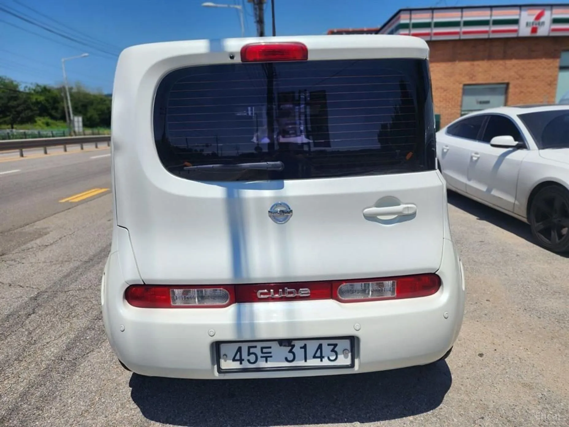 Nissan Cube превью 4