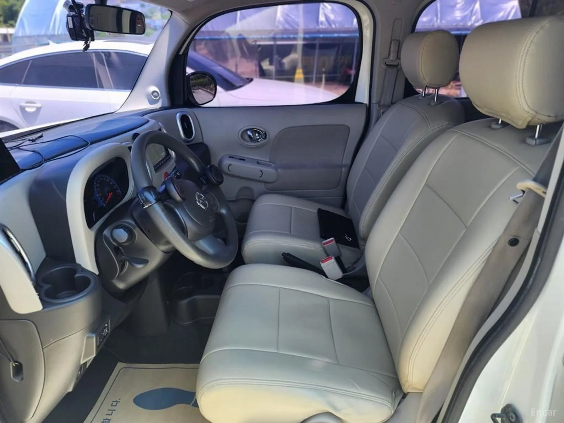Nissan Cube превью 7