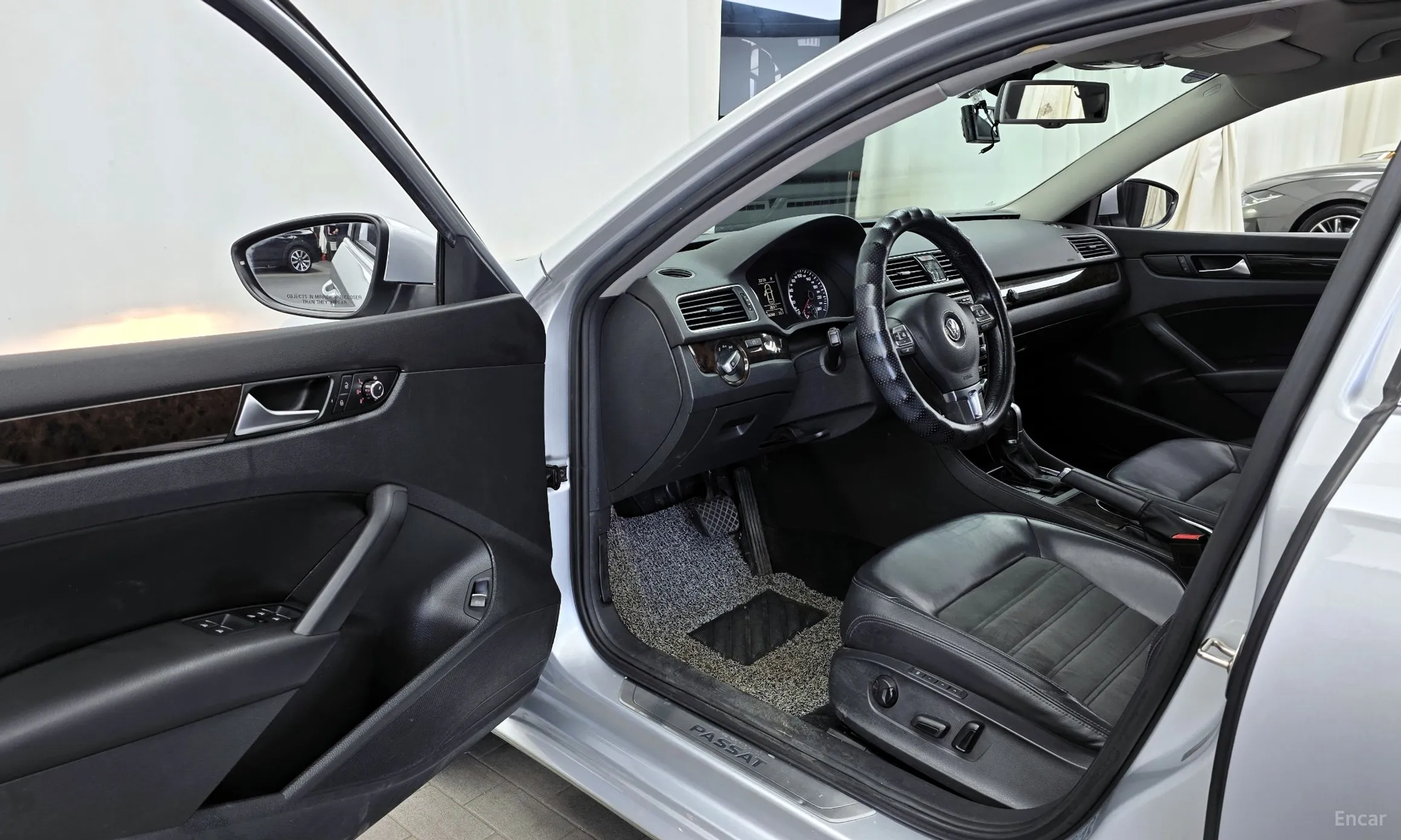 Volkswagen The New Passat превью 10