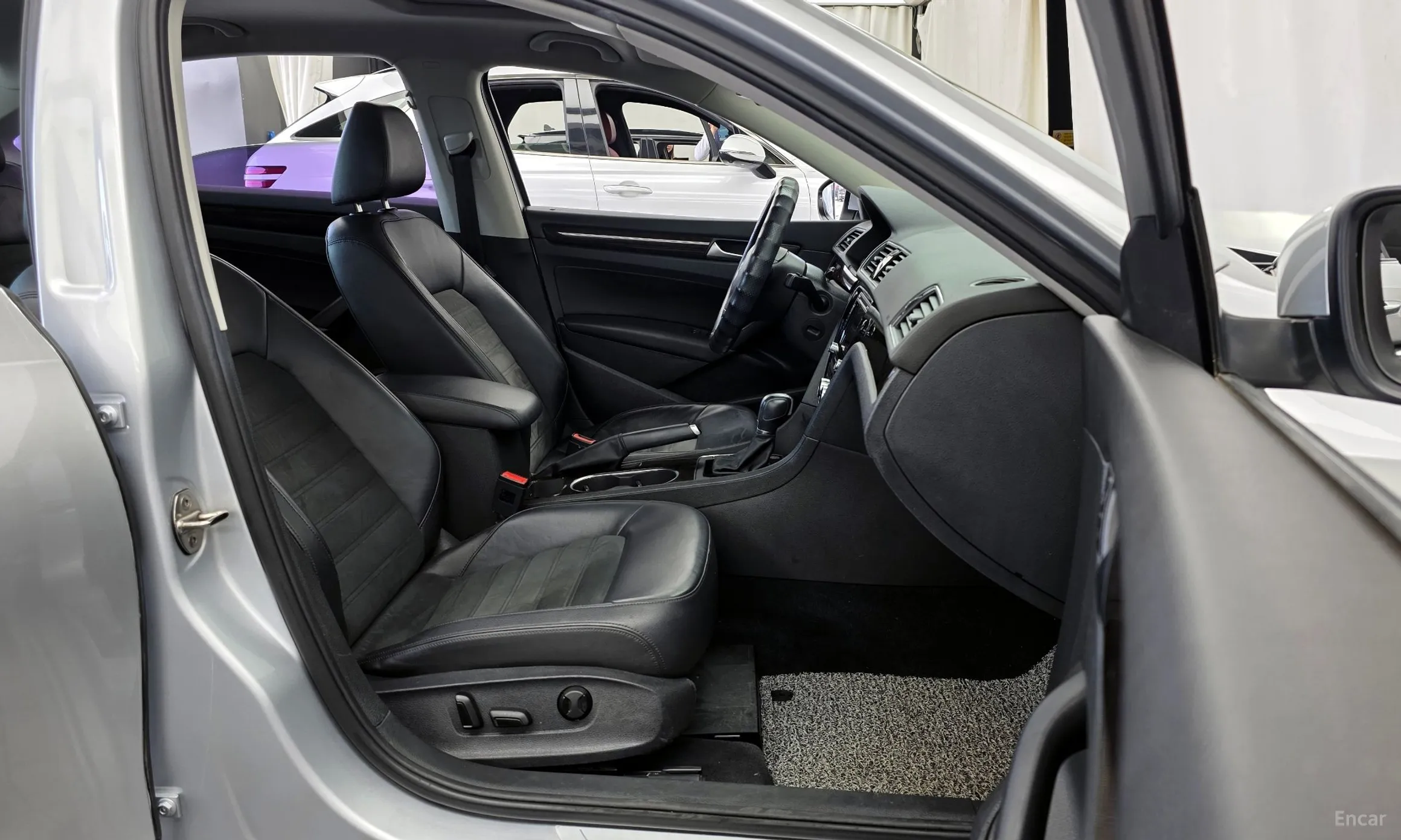 Volkswagen The New Passat превью 11