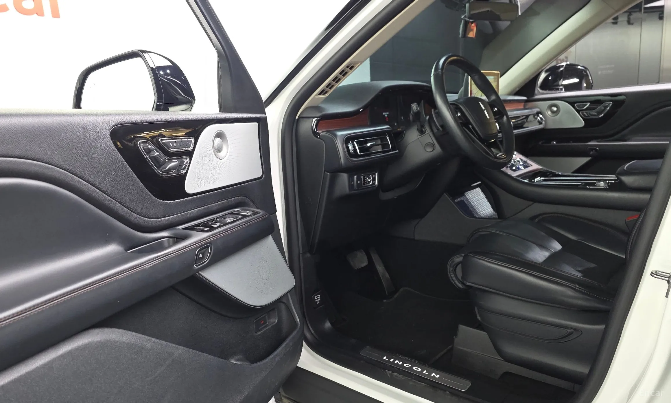 Lincoln Aviator 2nd Generation превью 10