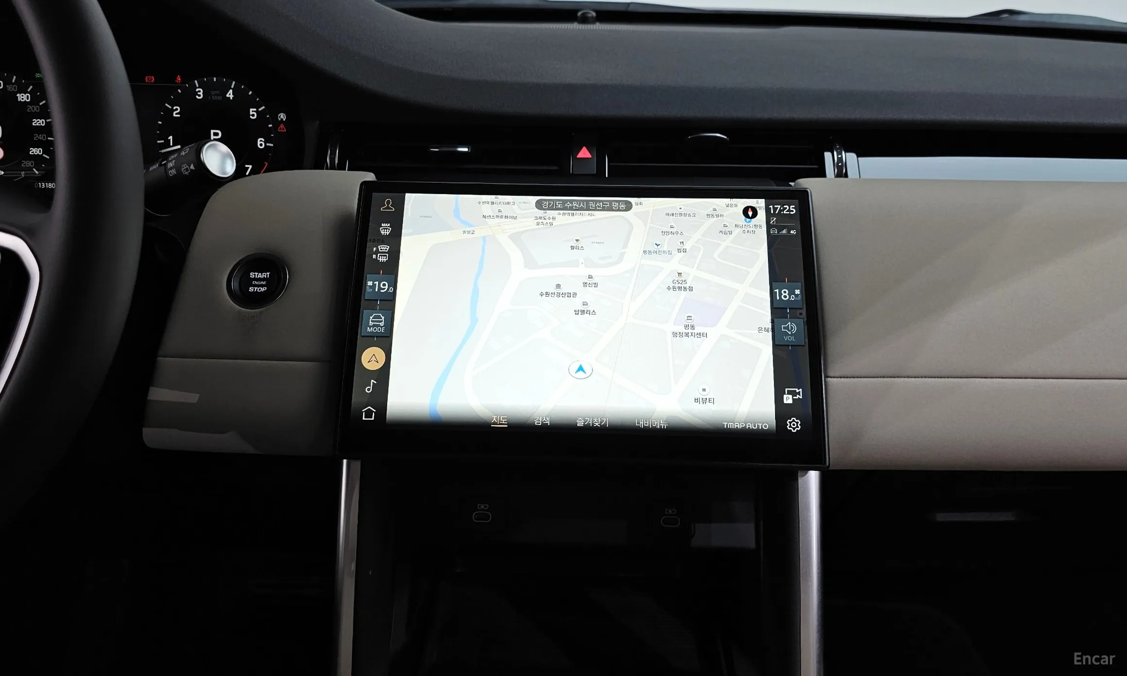Land Rover Discovery Sports превью 13