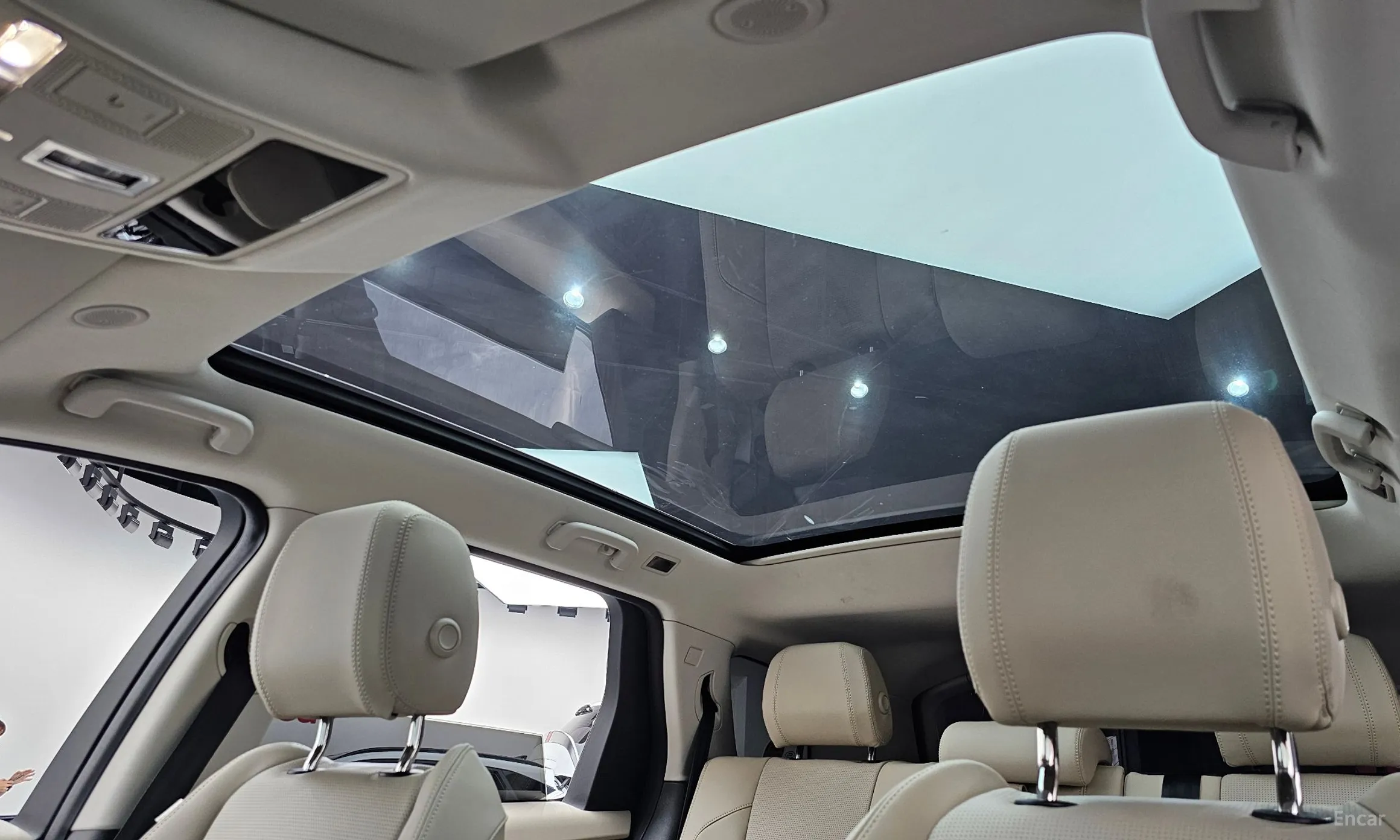 Land Rover Discovery Sports превью 17