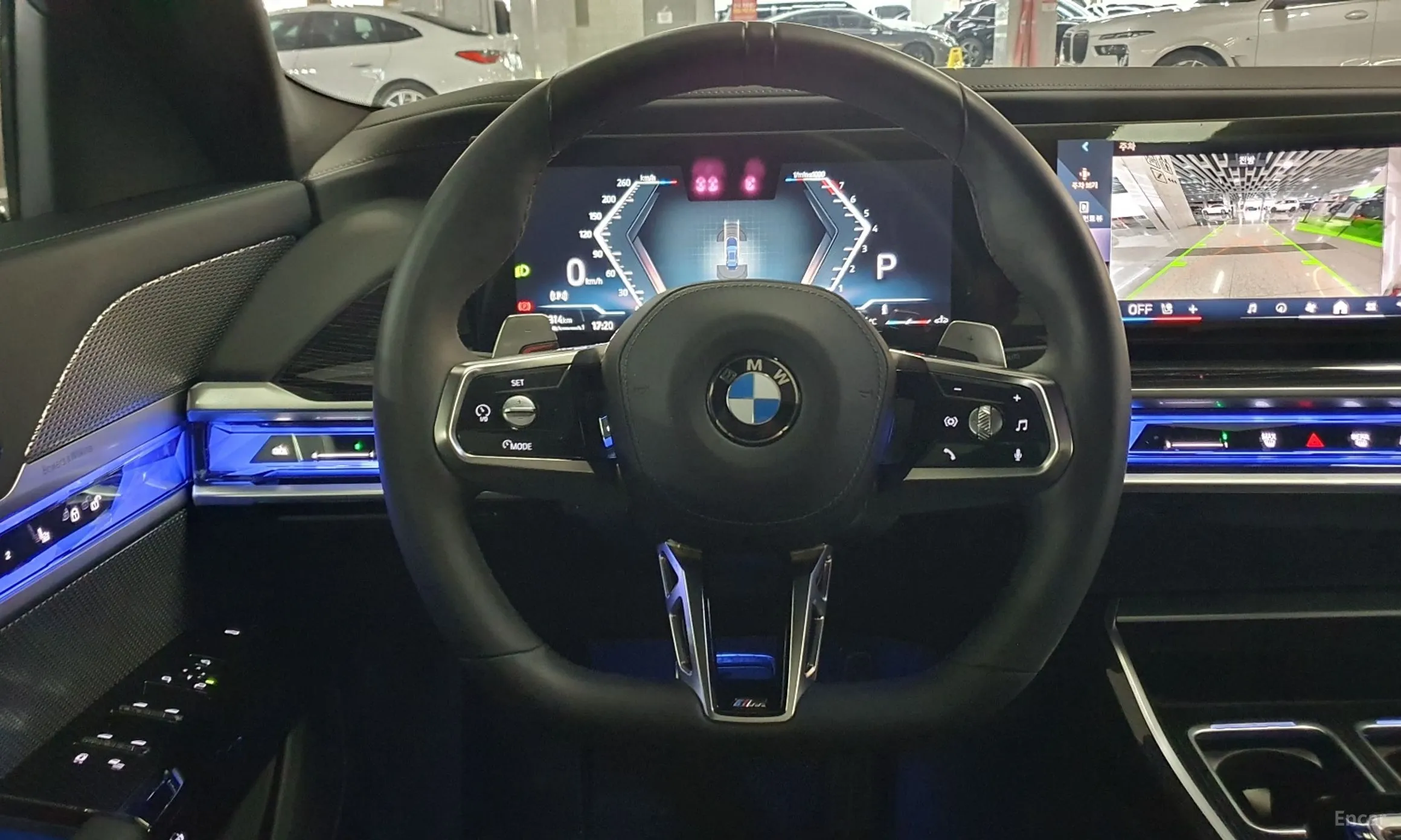 BMW 7 Series (G70) превью 13