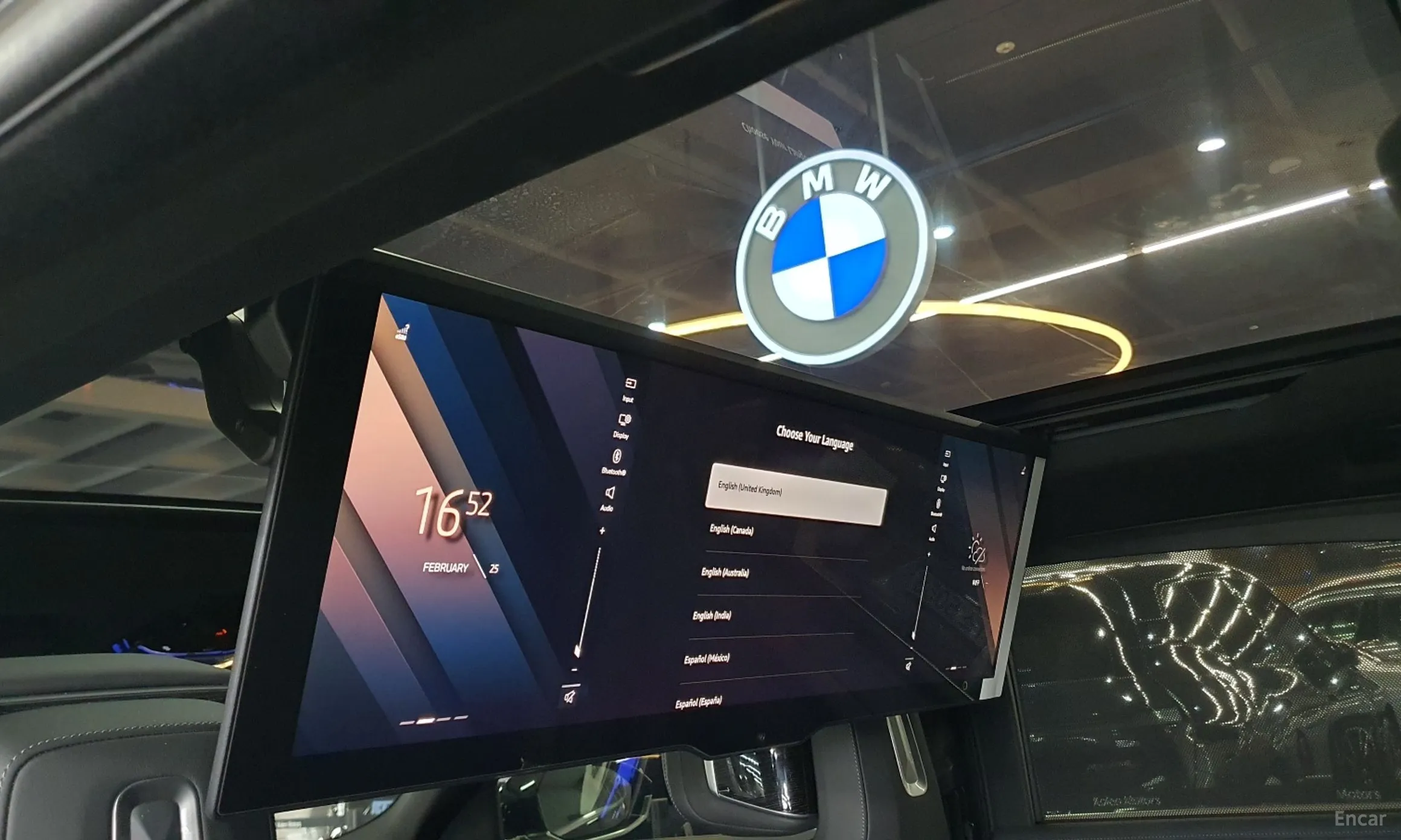BMW 7 Series (G70) превью 17