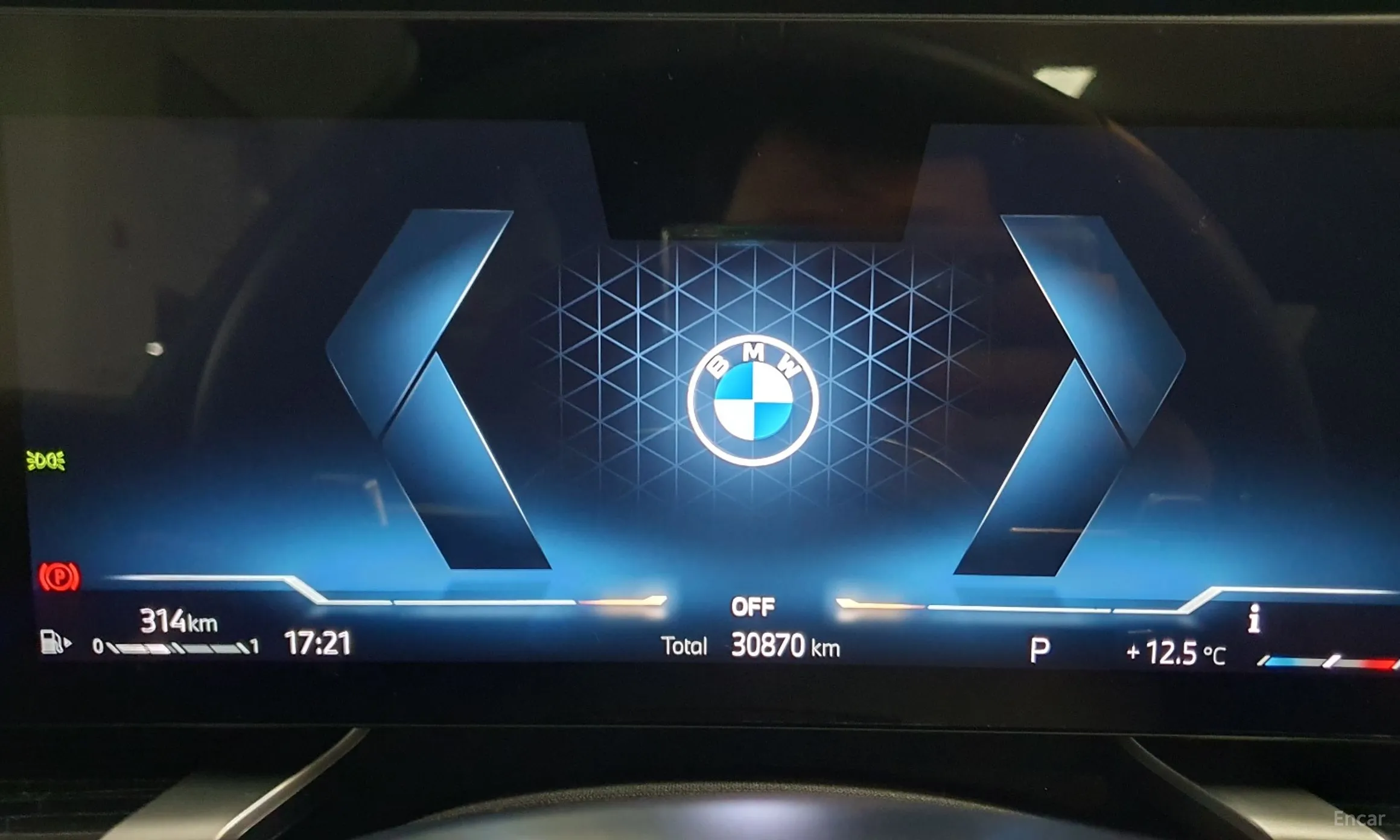 BMW 7 Series (G70) превью 8