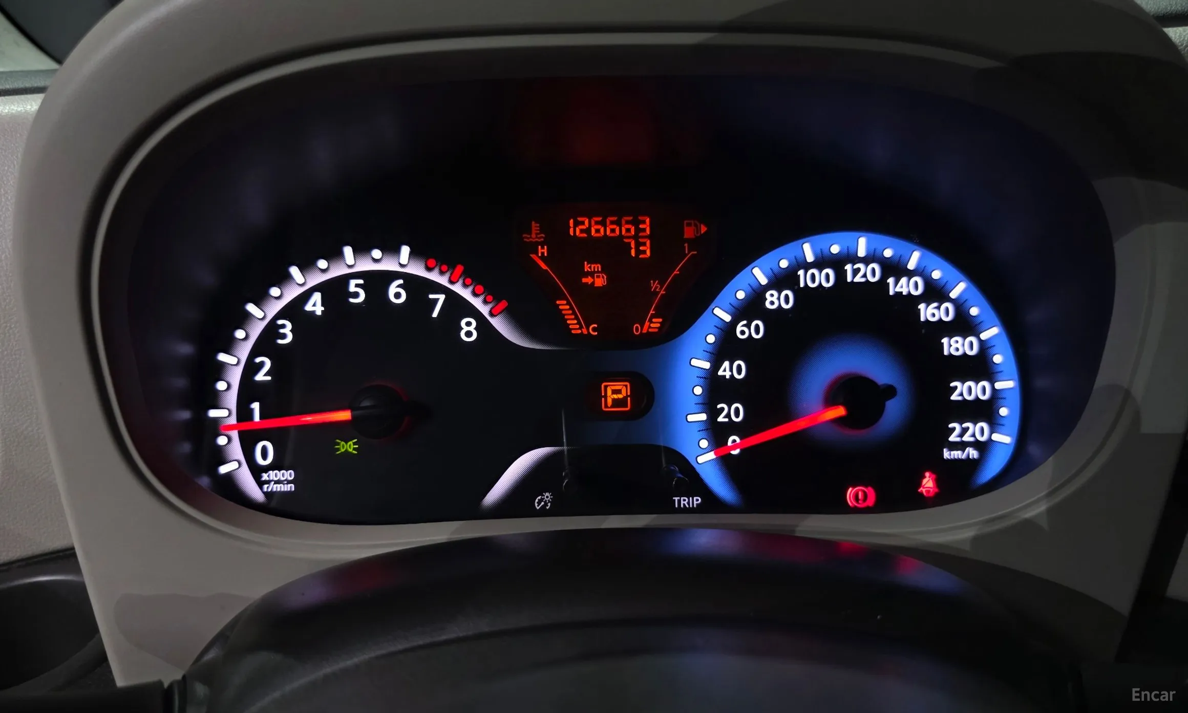 Nissan Cube превью 8