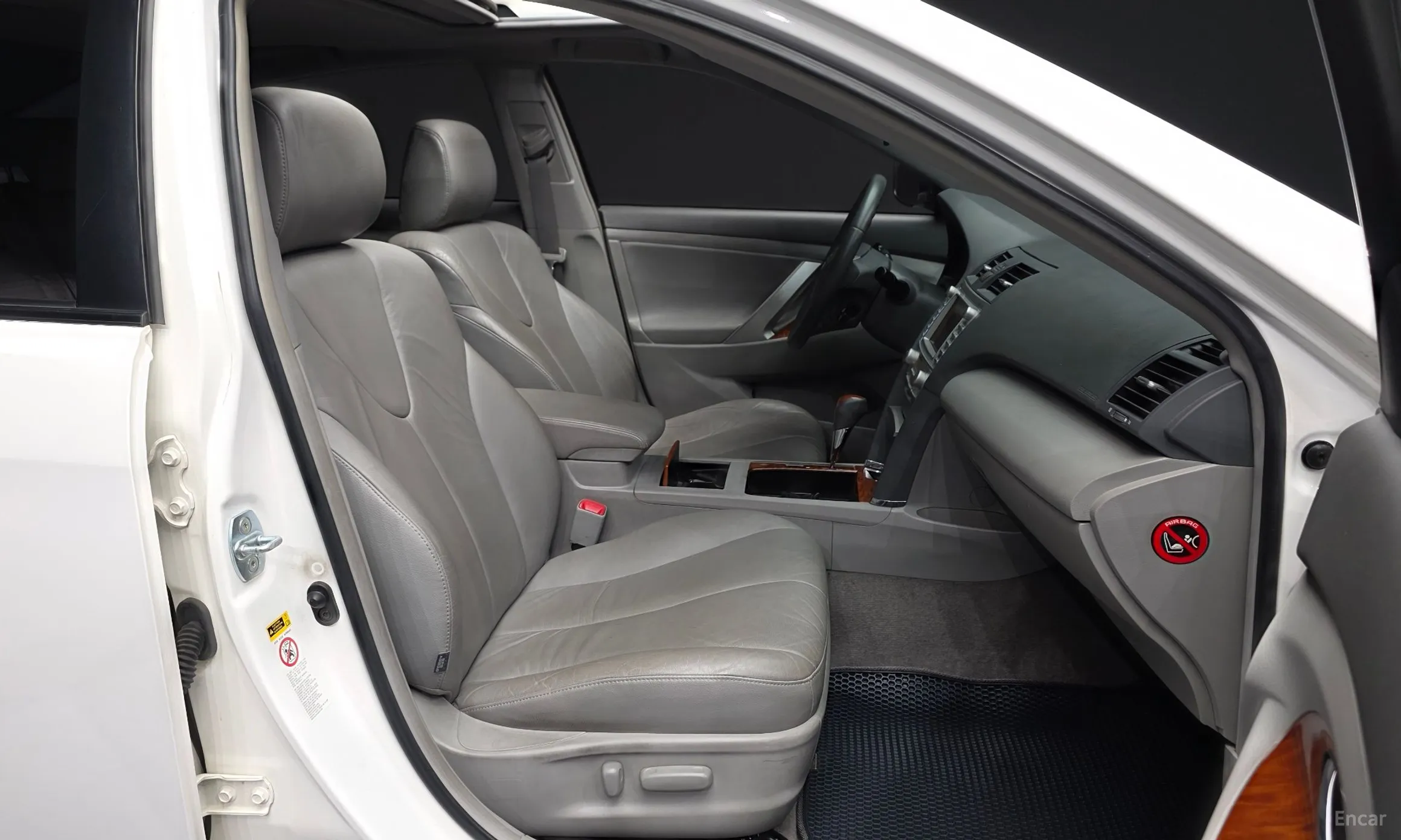 Toyota Camry превью 11