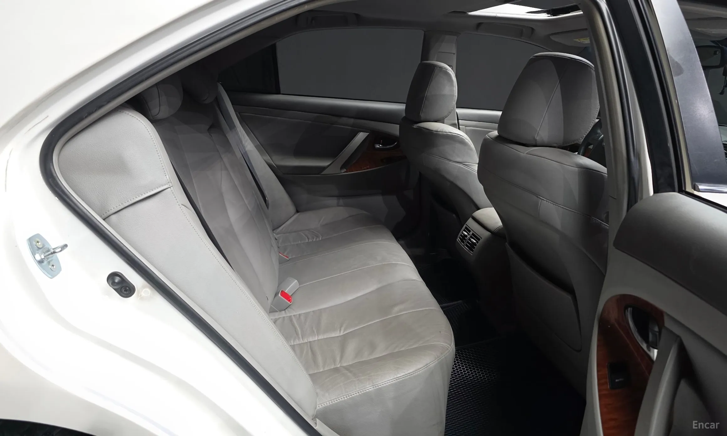 Toyota Camry превью 12
