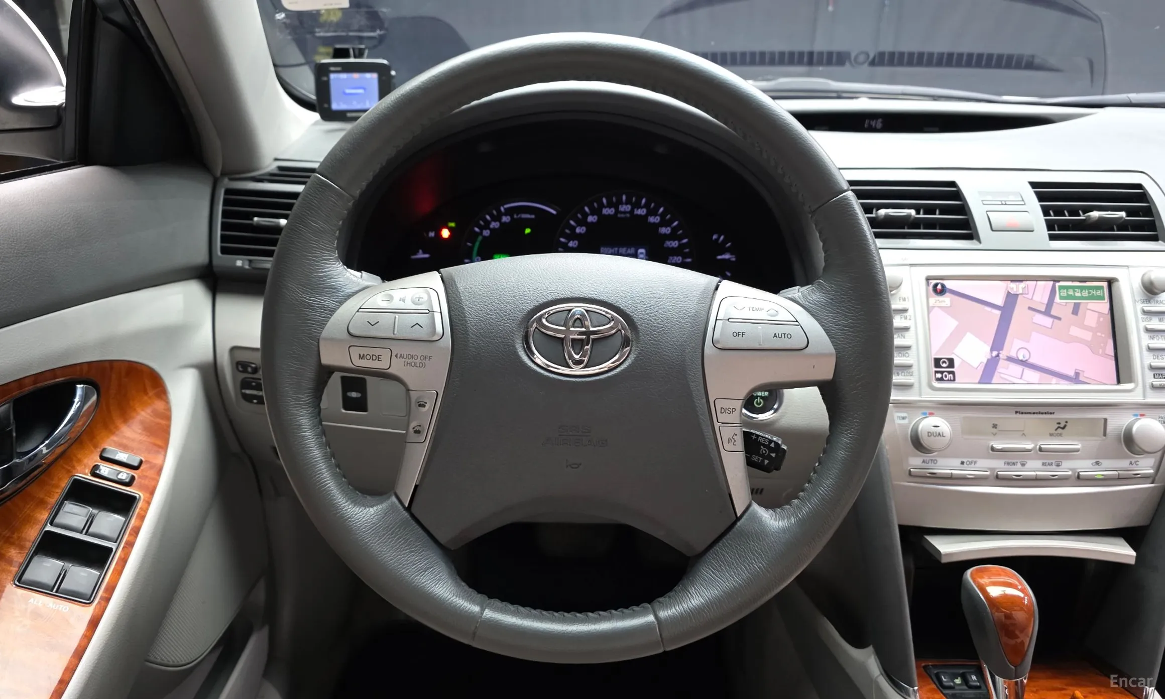 Toyota Camry превью 13