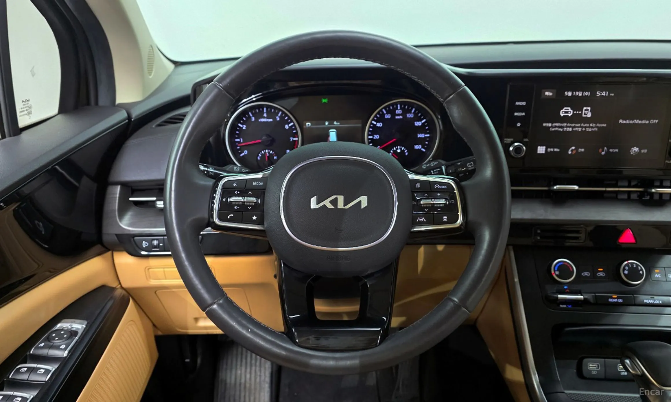 Kia Carnival Gen 4 превью 13
