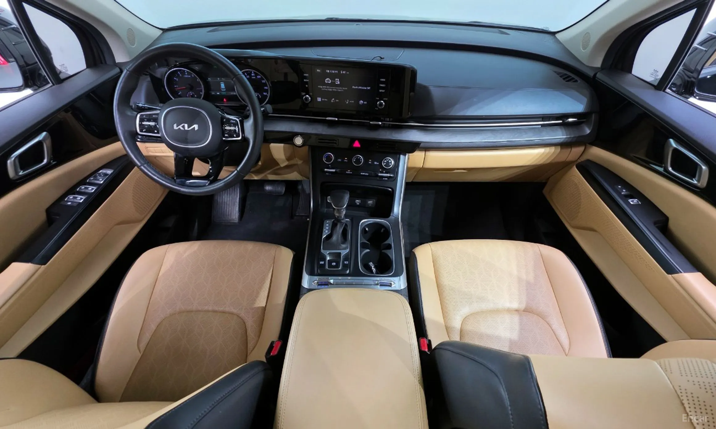 Kia Carnival Gen 4 превью 7