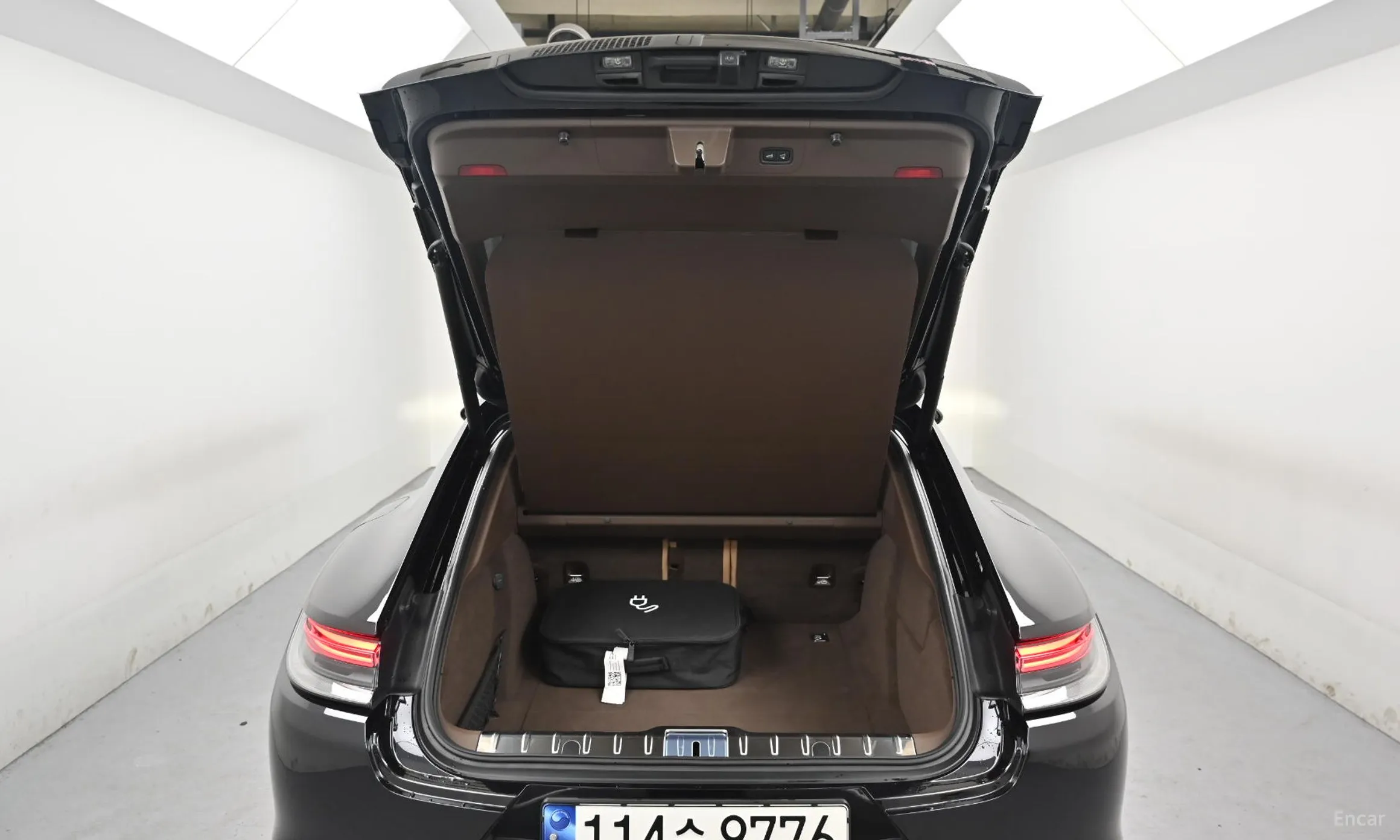 Porsche Panamera (971) превью 20