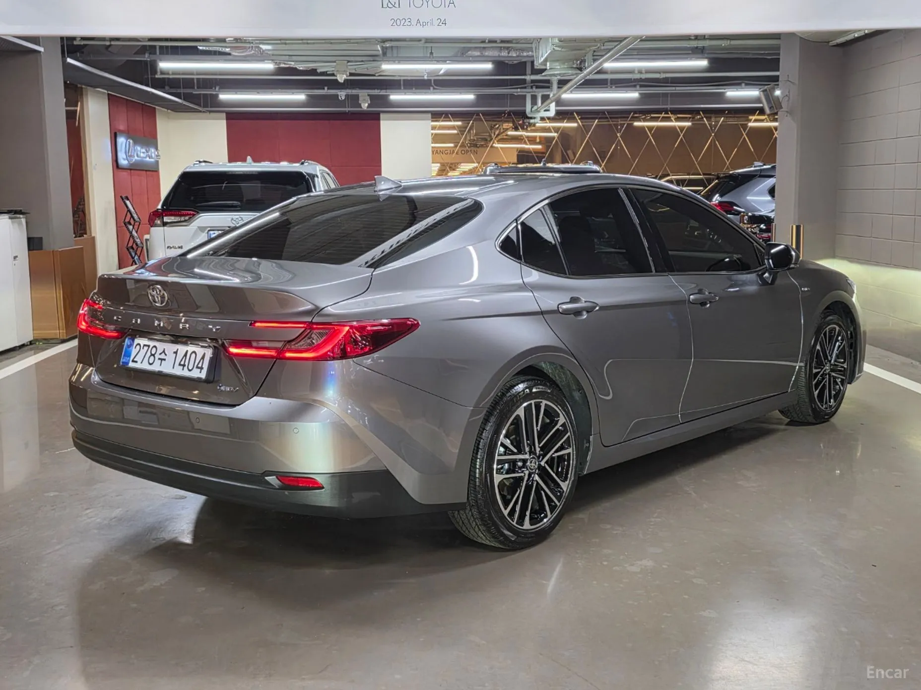 Toyota Camry (XV80) превью 4